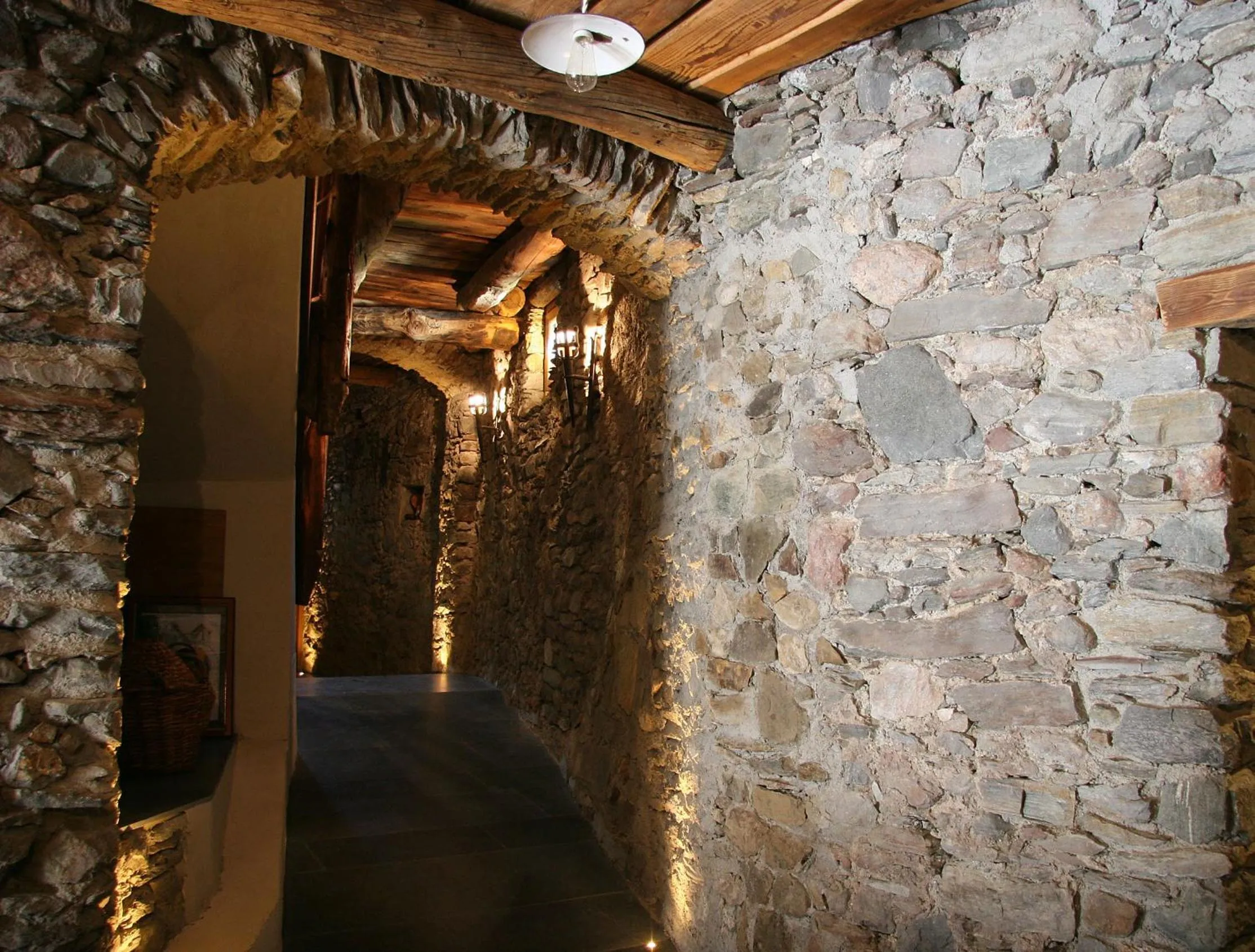 Lobby or reception in Ostello del Castello Tirano