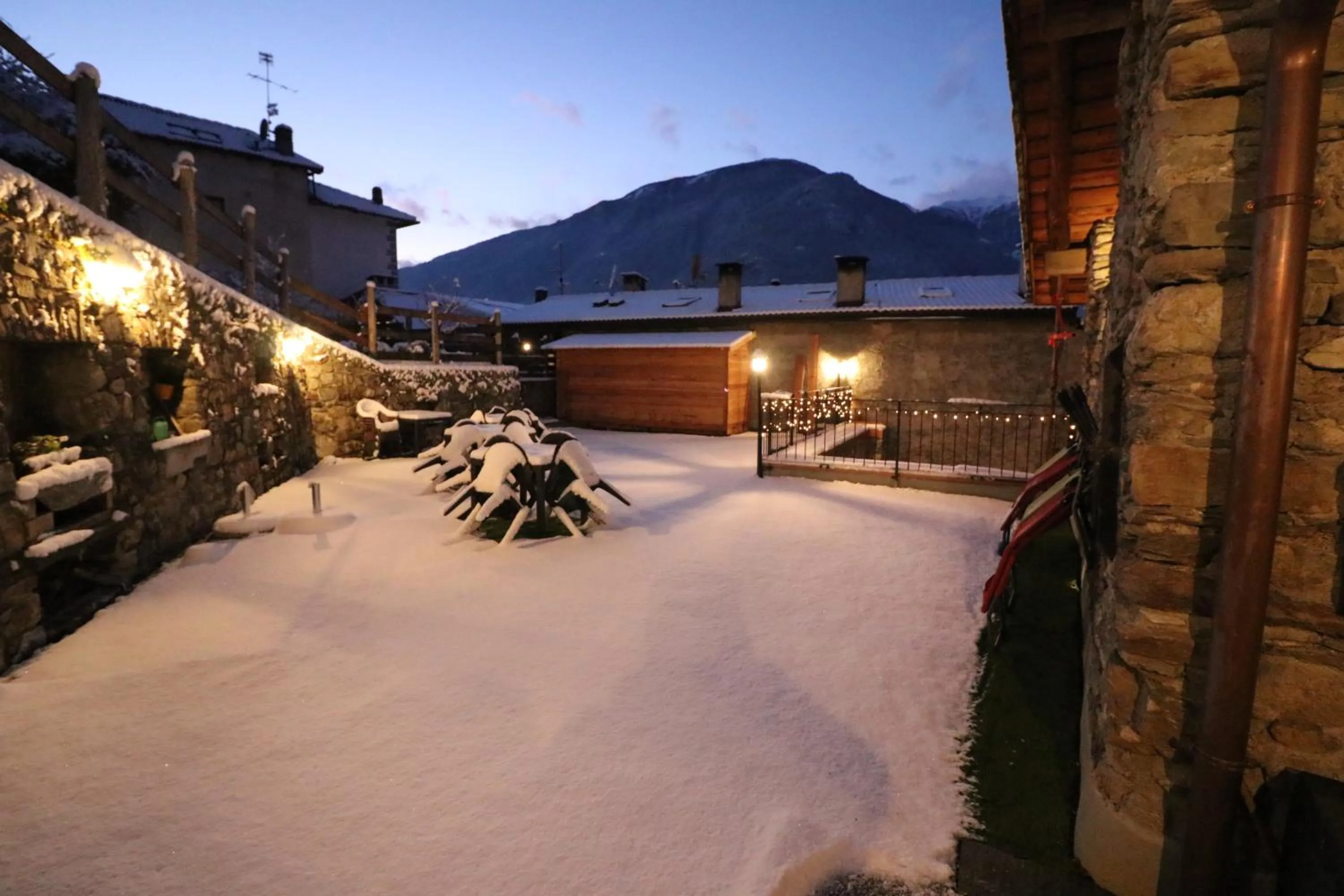 Balcony/Terrace in Ostello del Castello Tirano