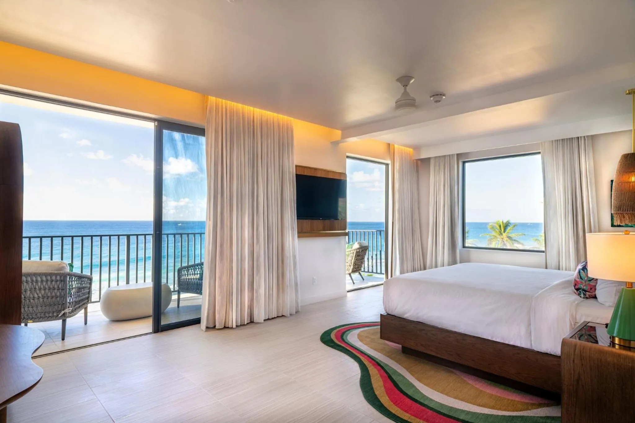 Photo of the whole room, Bed in Hotel Indigo Bridgetown Barbados by IHG