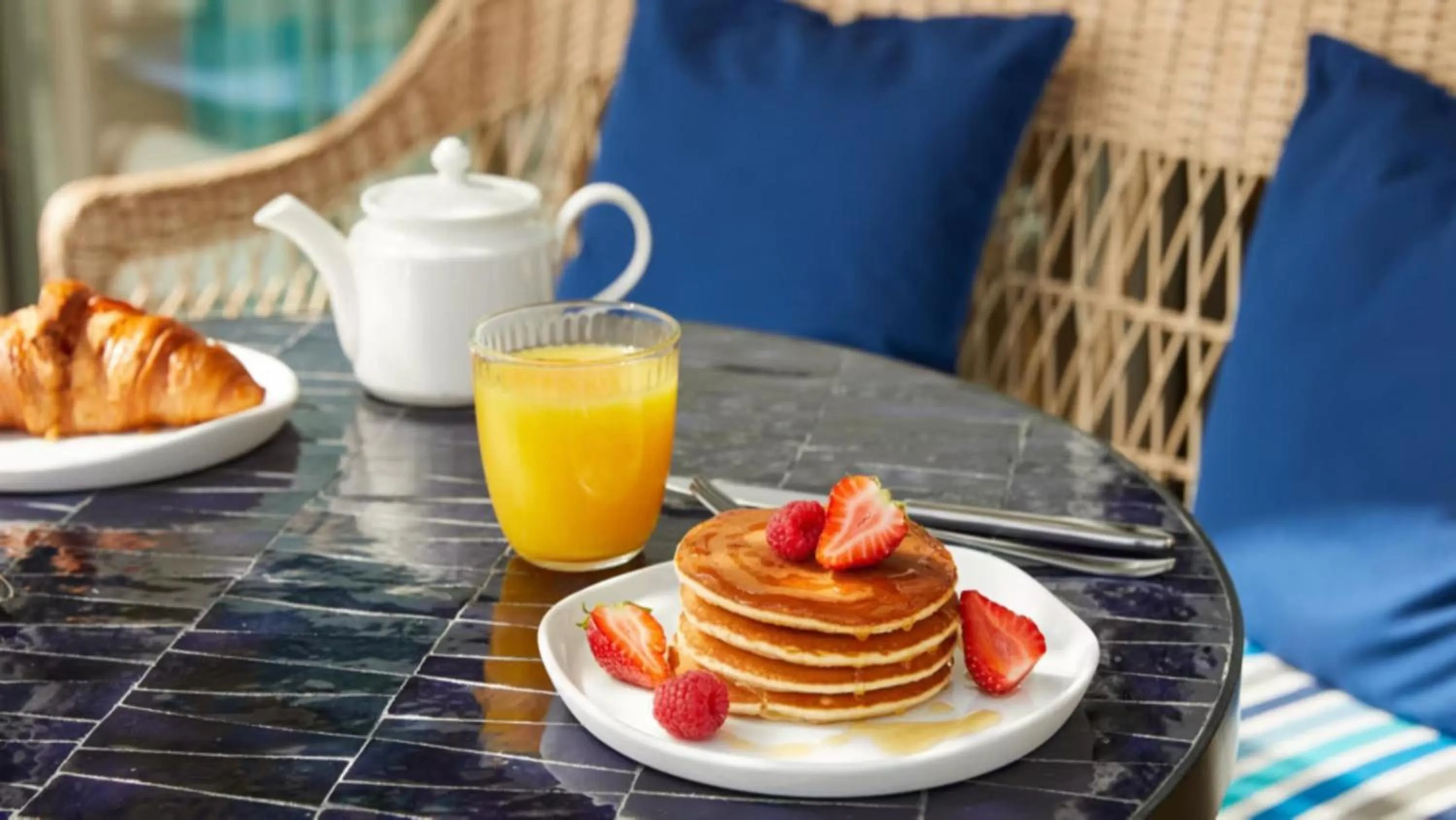 Restaurant/places to eat in Hotel Indigo Bridgetown Barbados by IHG