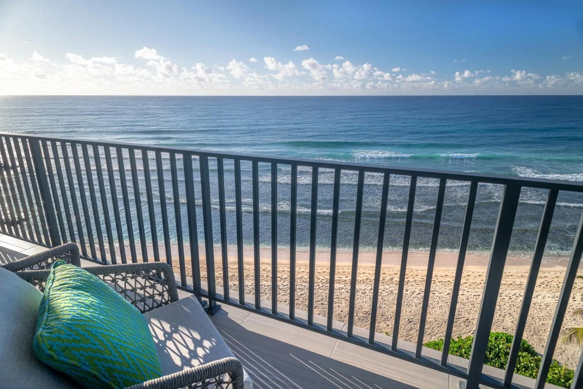 Photo of the whole room in Hotel Indigo Bridgetown Barbados by IHG
