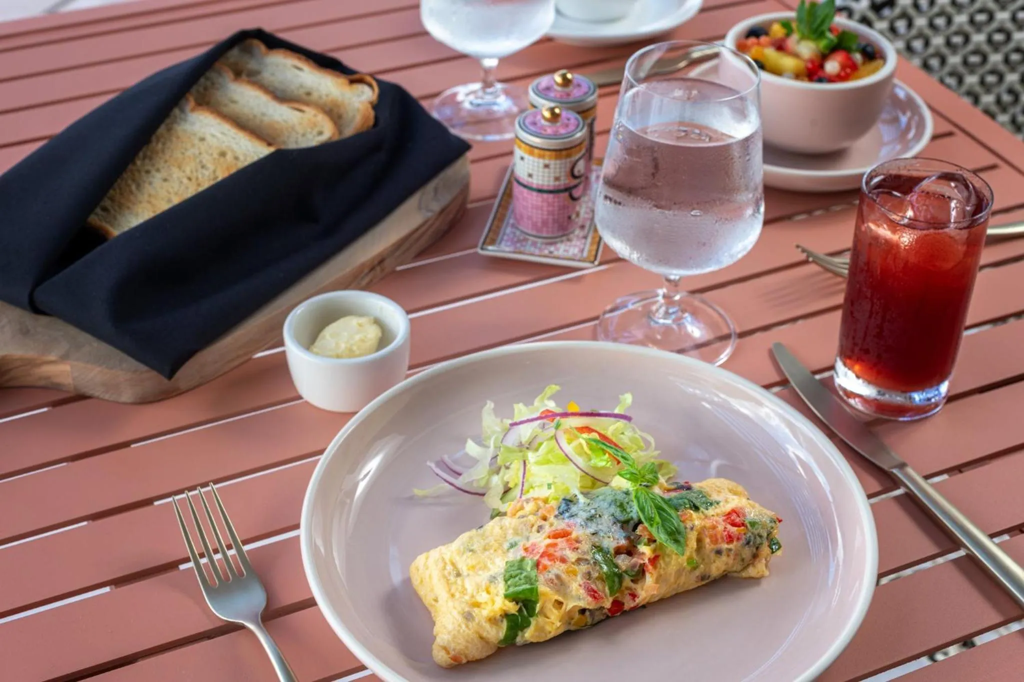 Restaurant/places to eat in Hotel Indigo Bridgetown Barbados by IHG