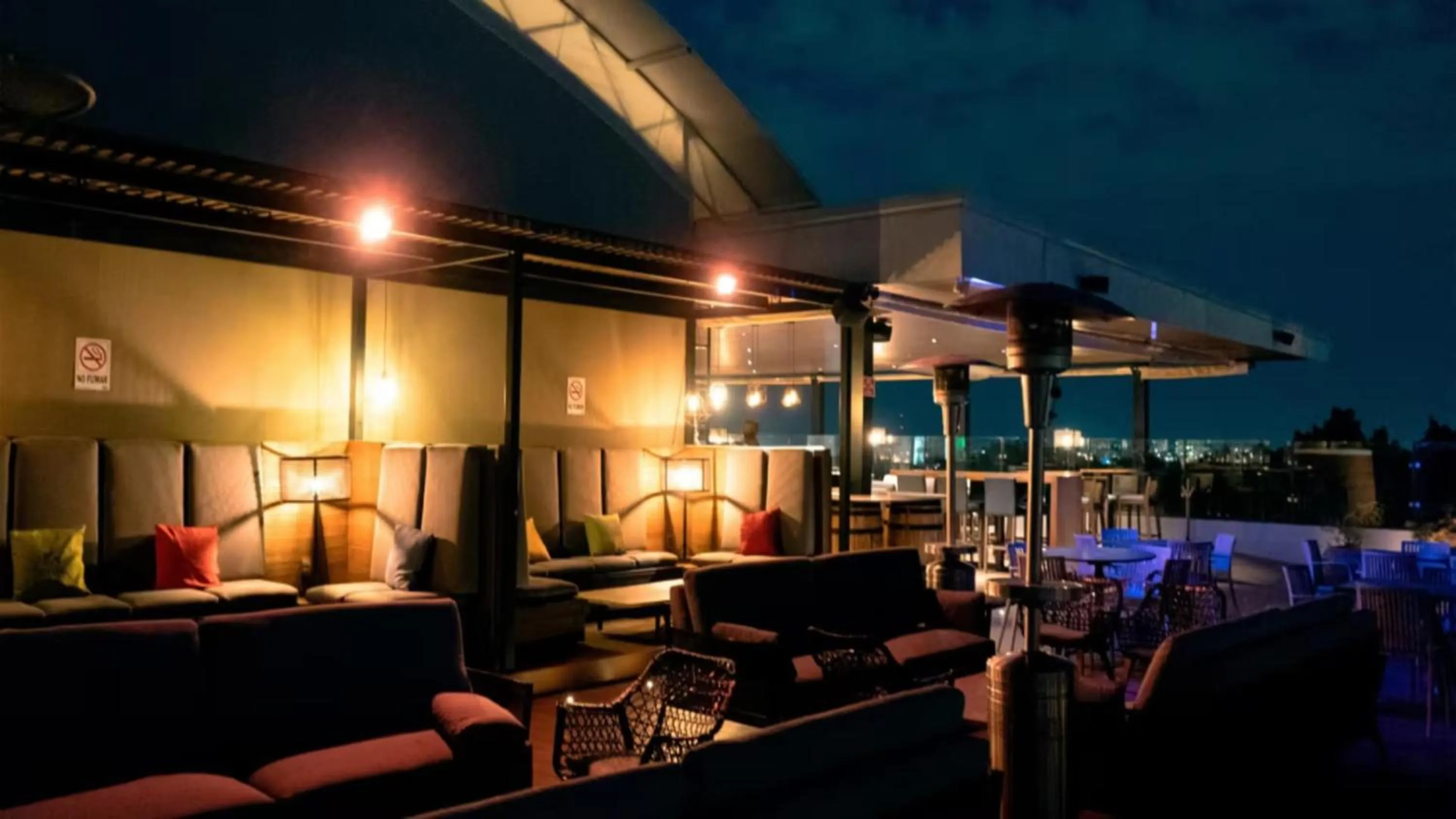 Lounge or bar in Hotel Indigo Bridgetown Barbados by IHG