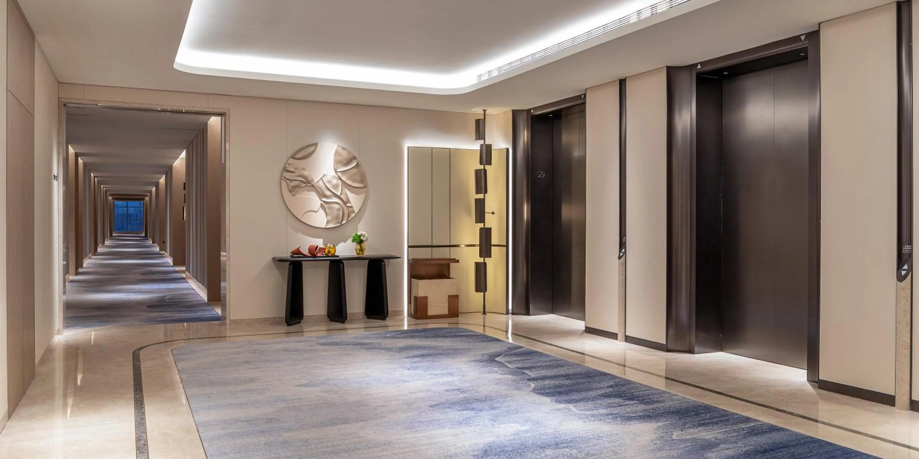Lobby or reception, Bed in Crowne Plaza Guangzhou Window of Canton