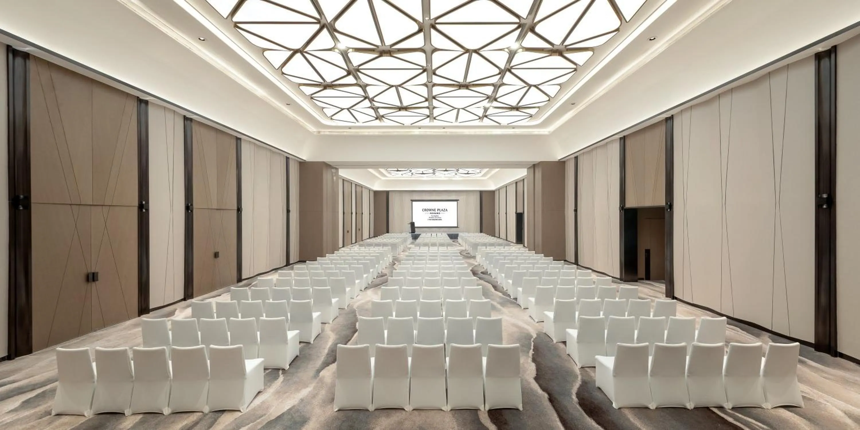 Banquet/Function facilities in Crowne Plaza Guangzhou Window of Canton