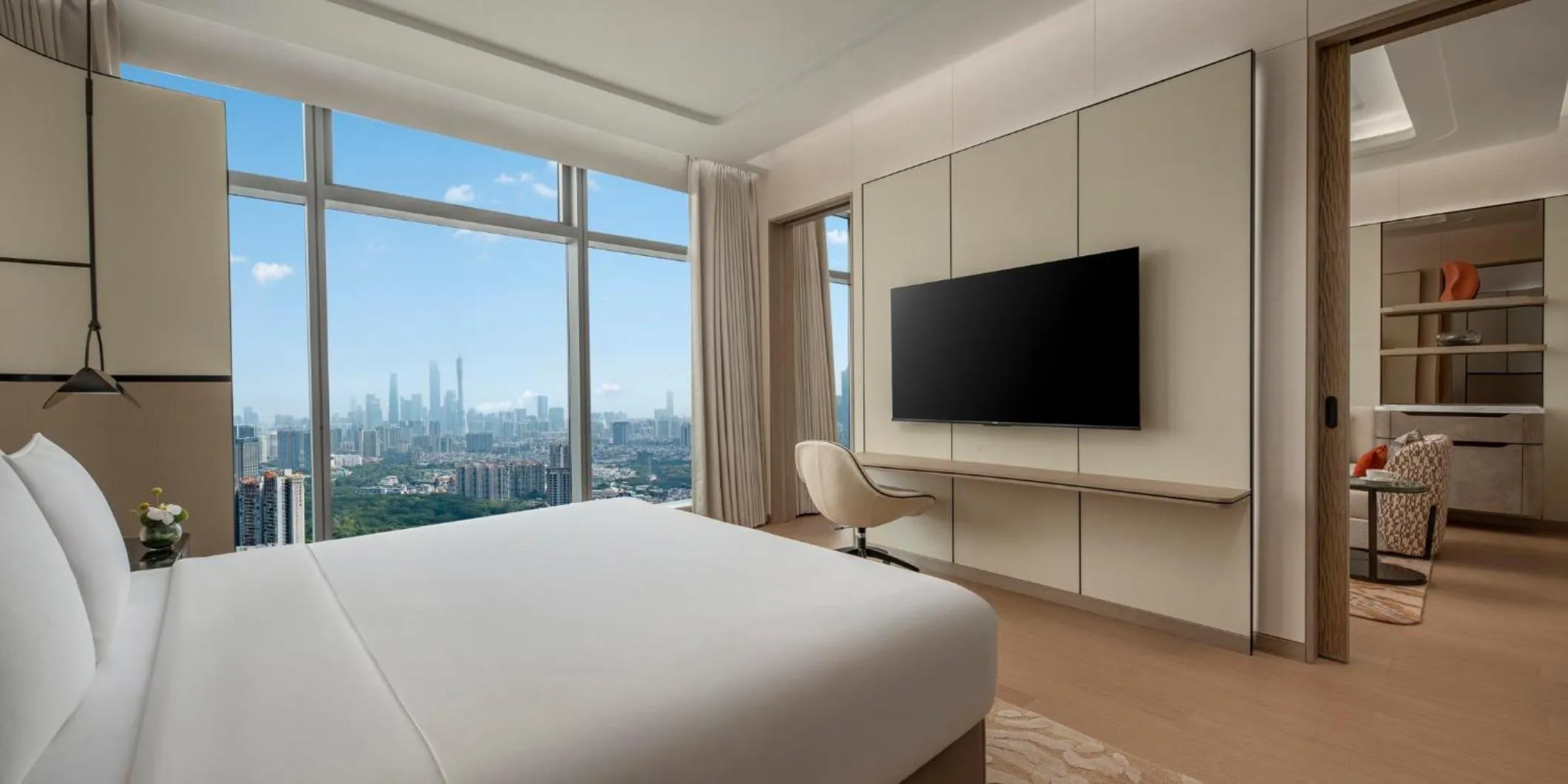 Bedroom, Bed in Crowne Plaza Guangzhou Window of Canton