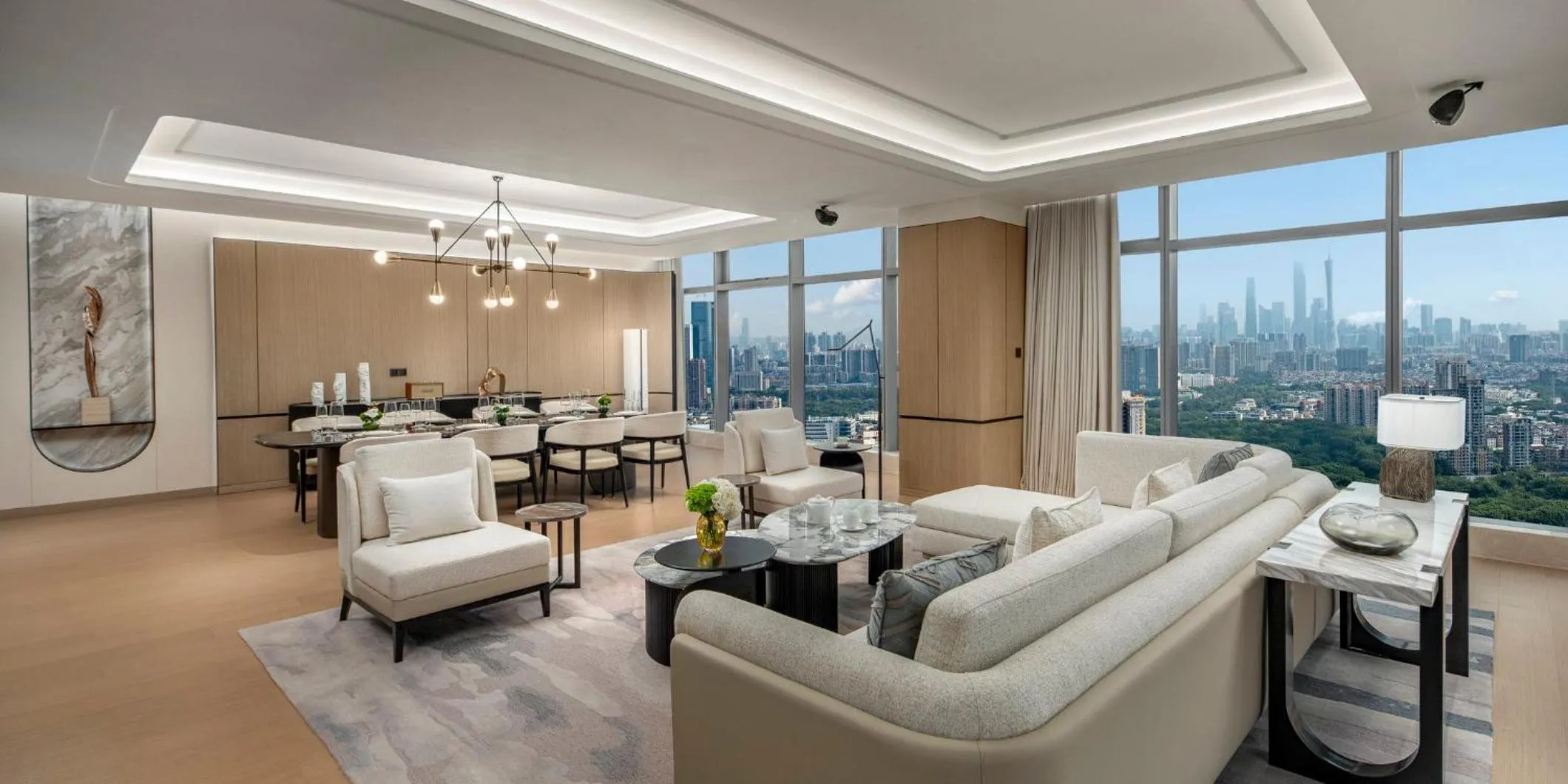 Photo of the whole room in Crowne Plaza Guangzhou Window of Canton