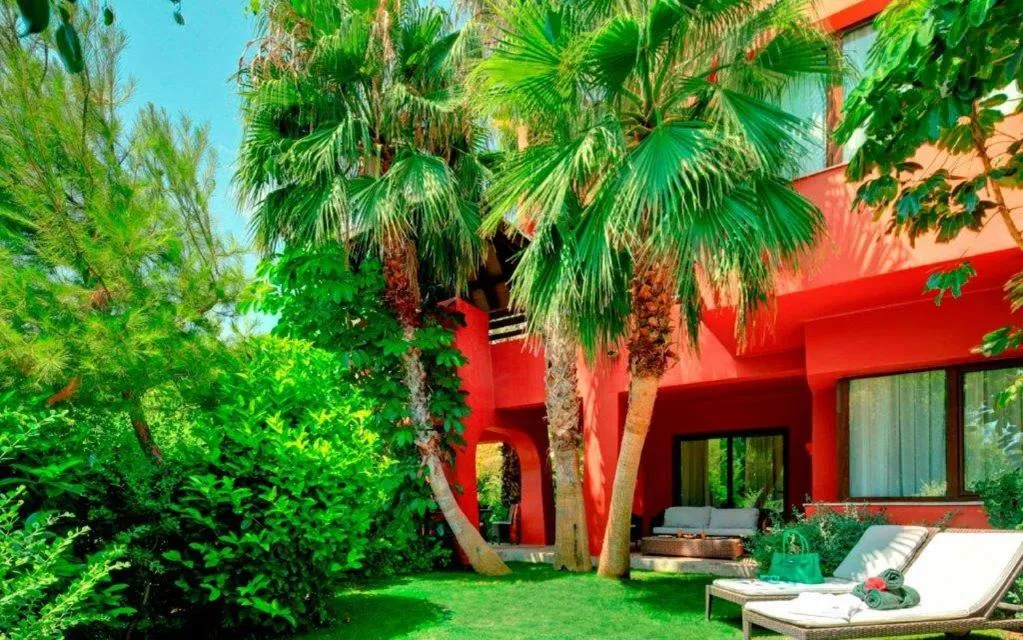 Asia Gardens Hotel & Thai Spa, a Royal Hideaway Hotel