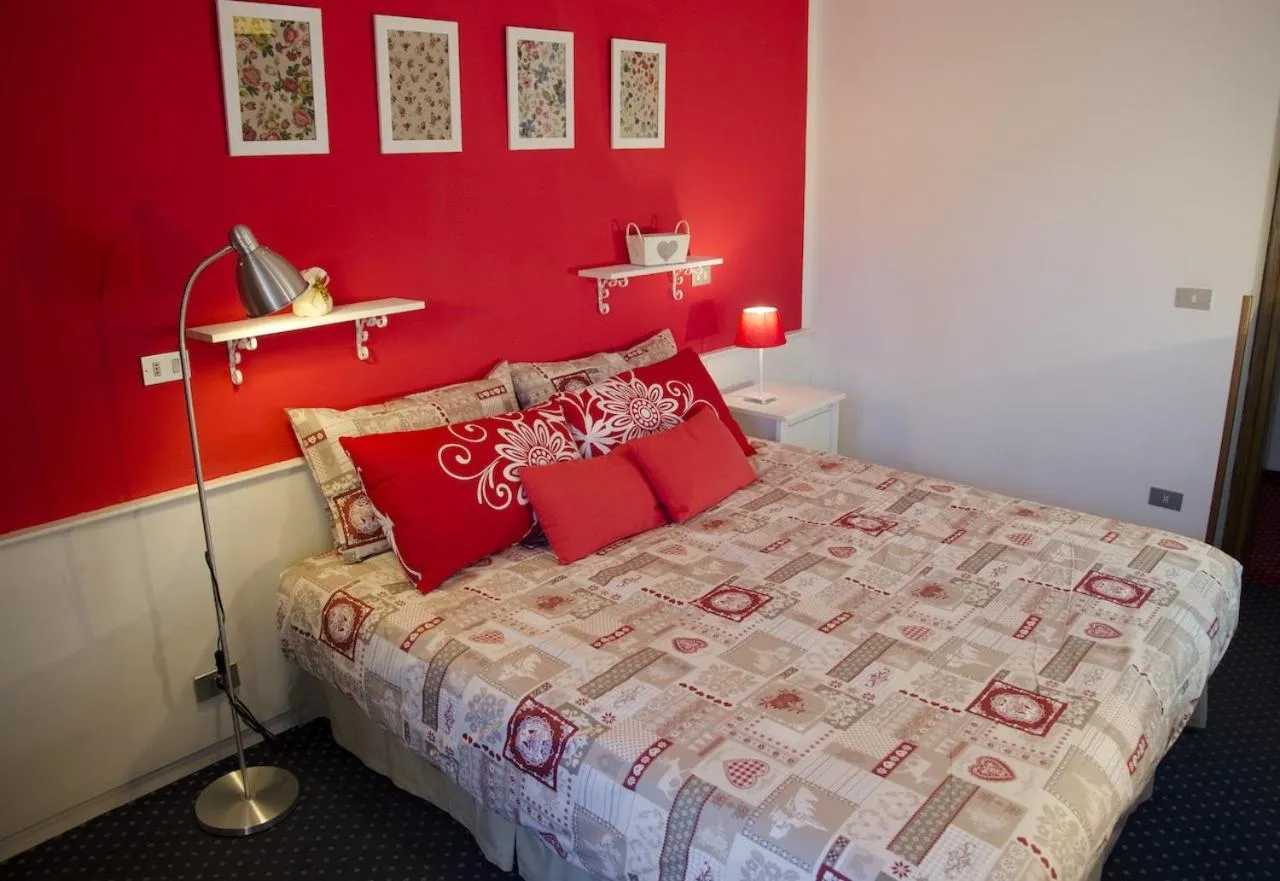 Bed in Albergo al Sole