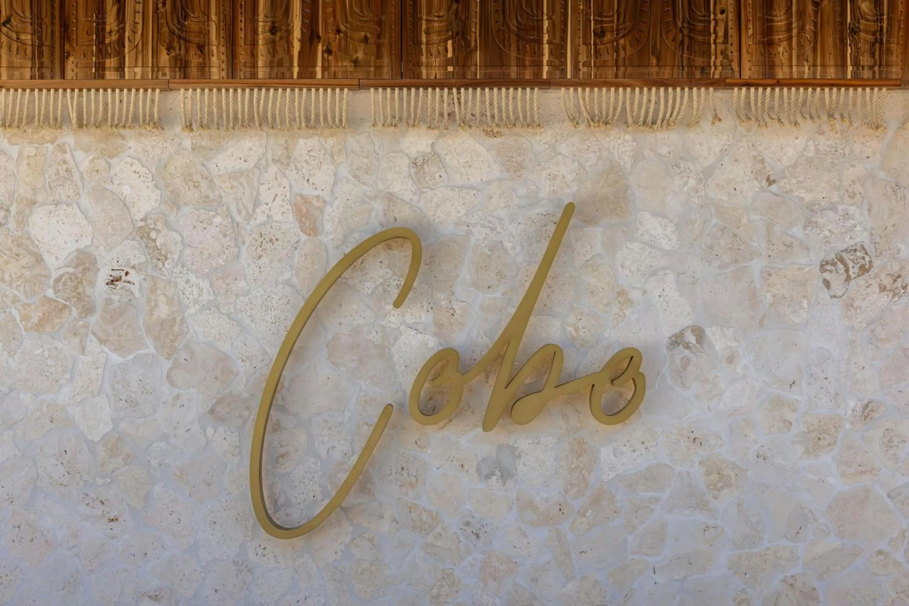 Restaurant/places to eat in Salterra, a Luxury Collection Resort & Spa, South Caicos