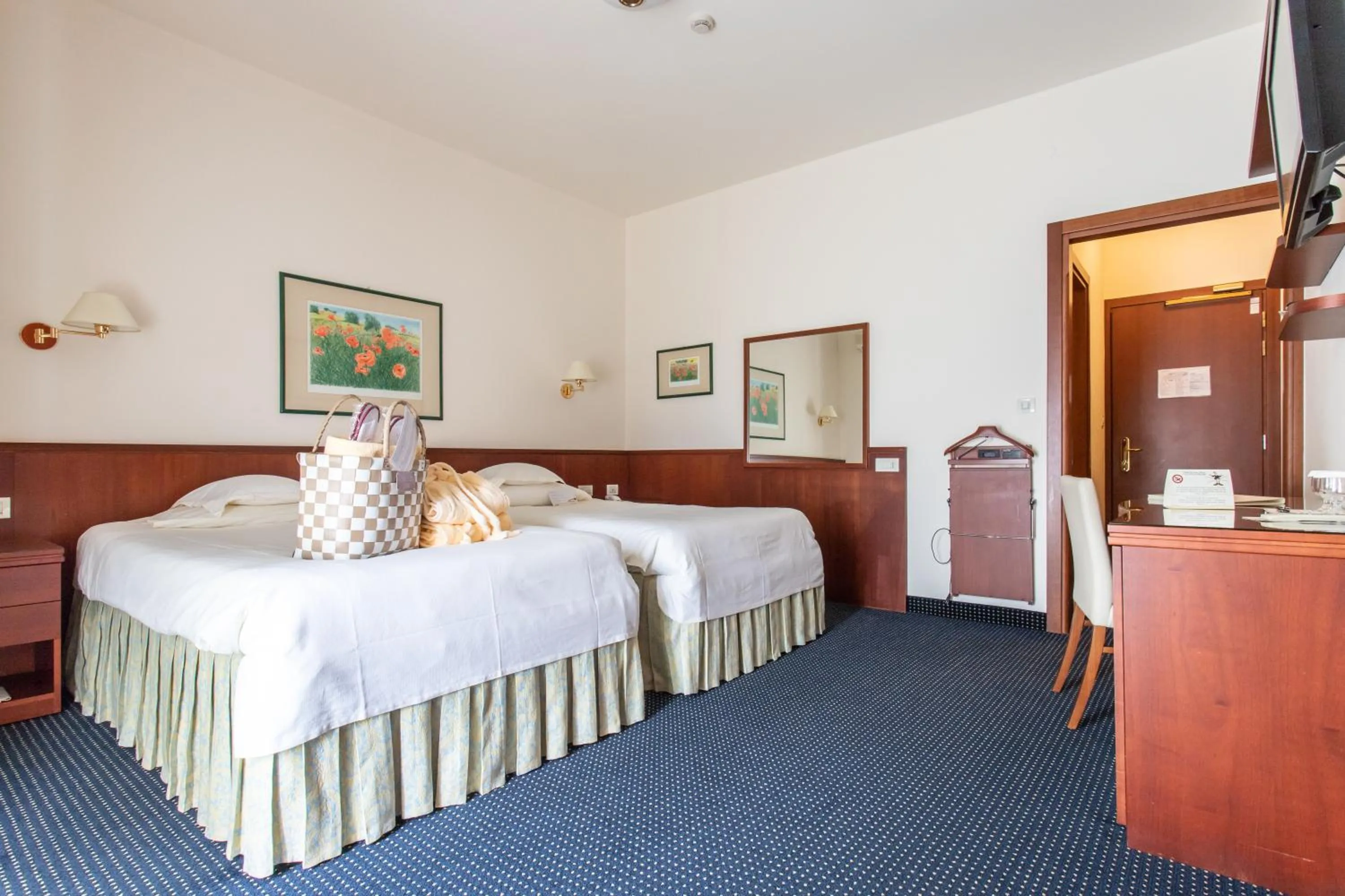 Bedroom, Bed in Hotel Garden Terme