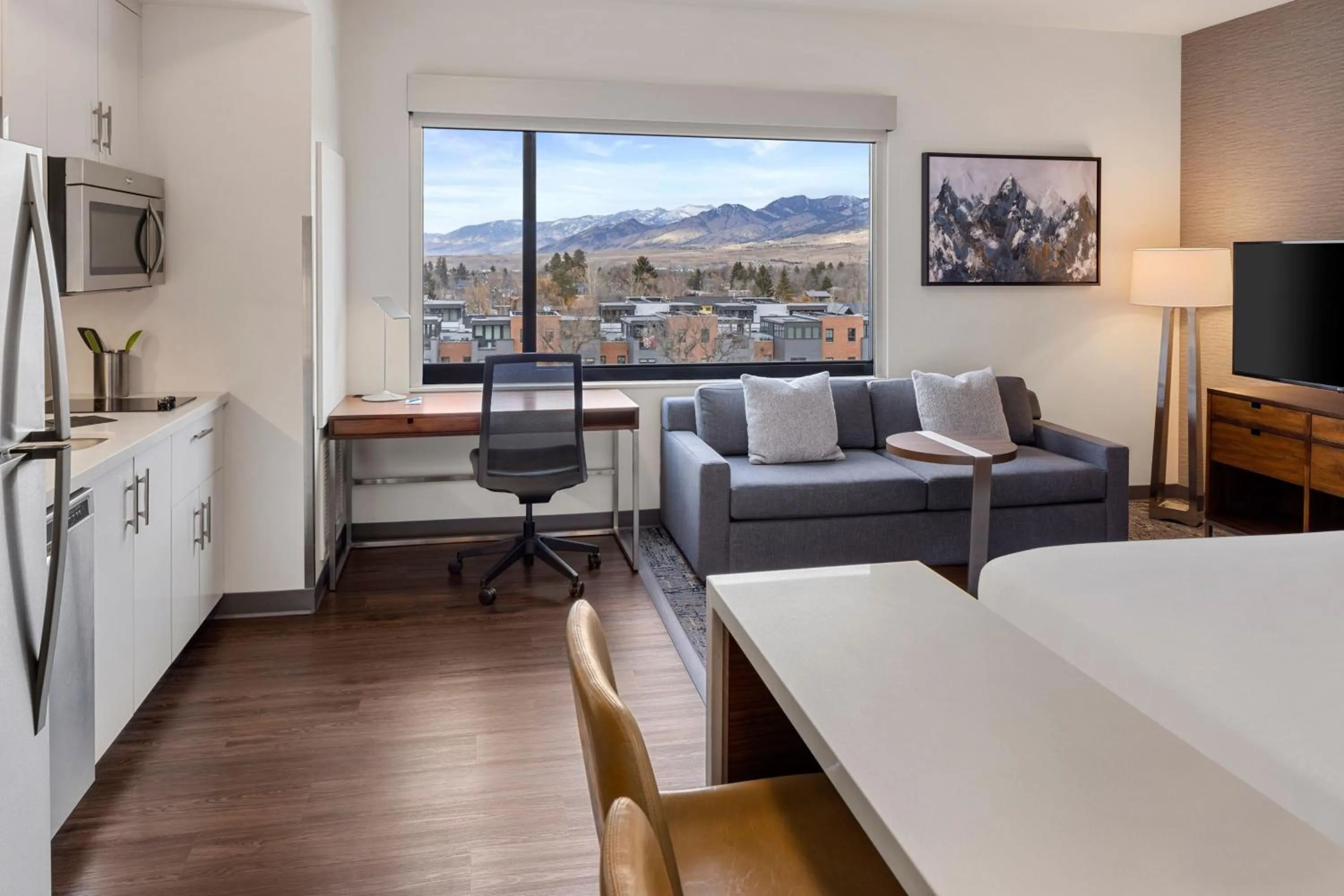 Photo of the whole room in Element Bozeman