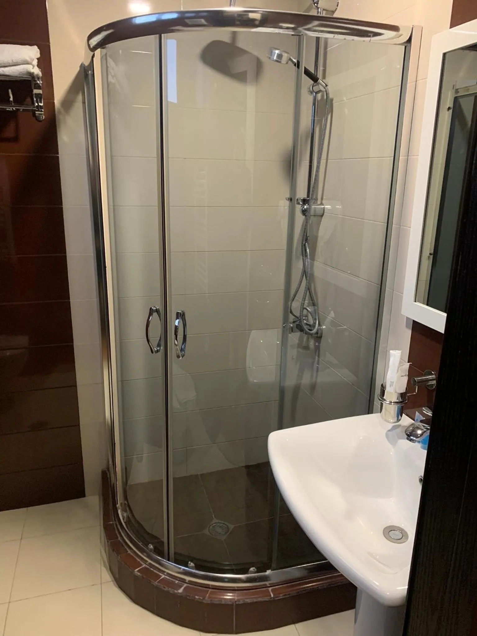 Shower in East Gate Boutique Hotel