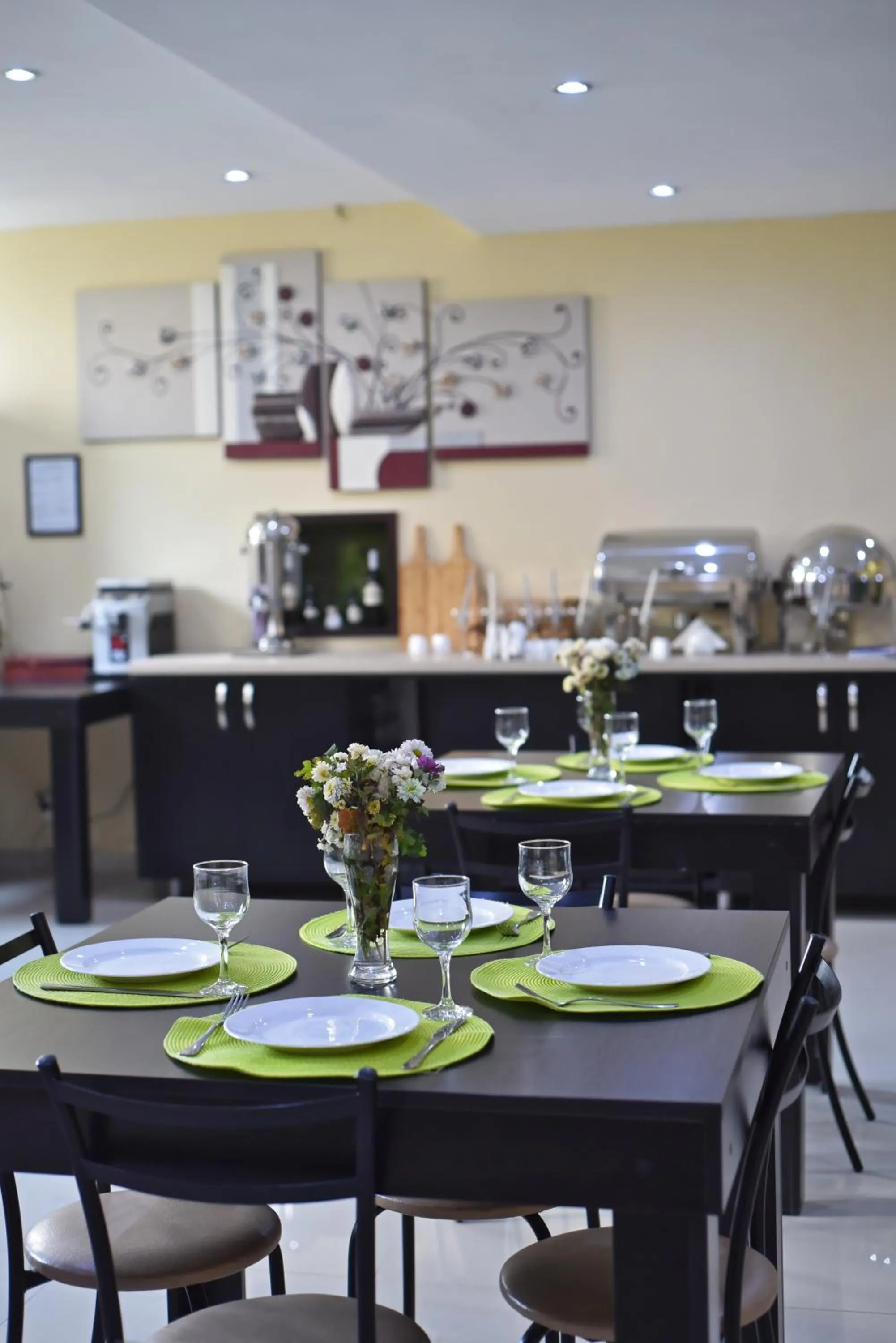 Food and drinks in East Gate Boutique Hotel