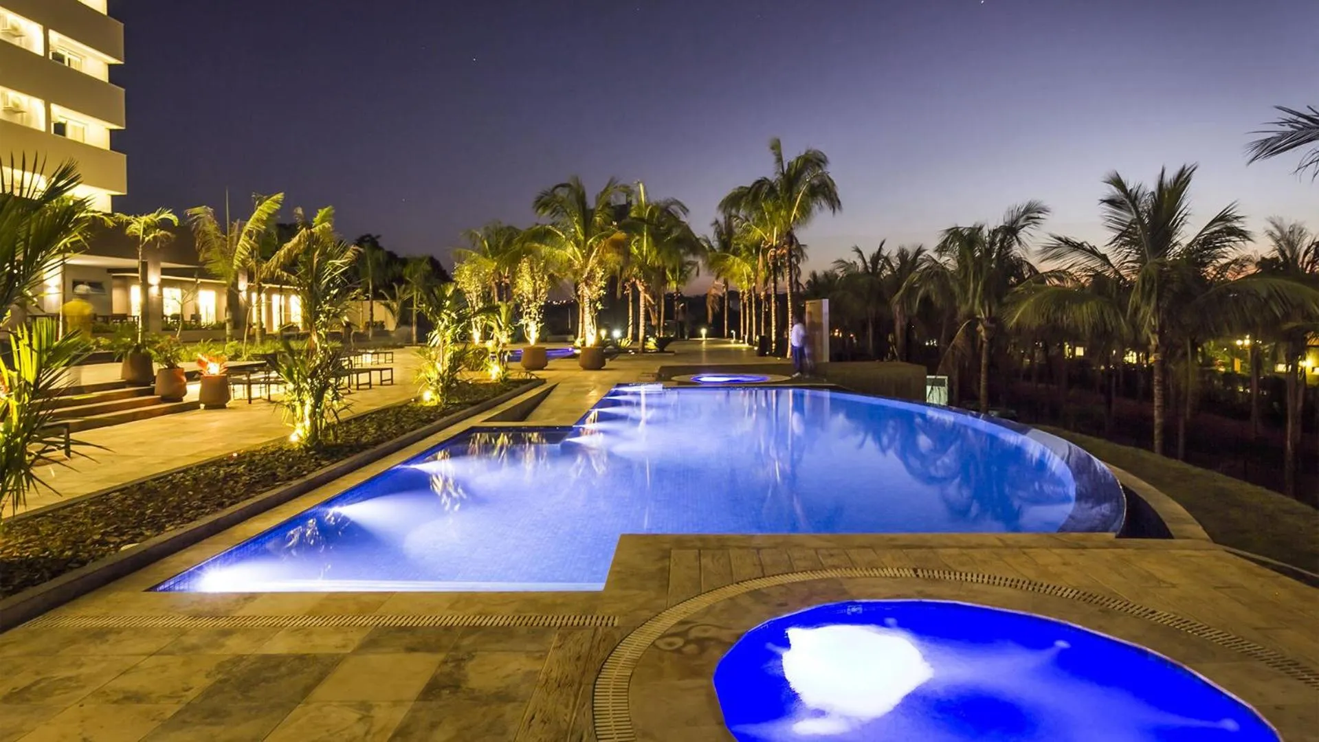 Property building in Hot Beach Celebration