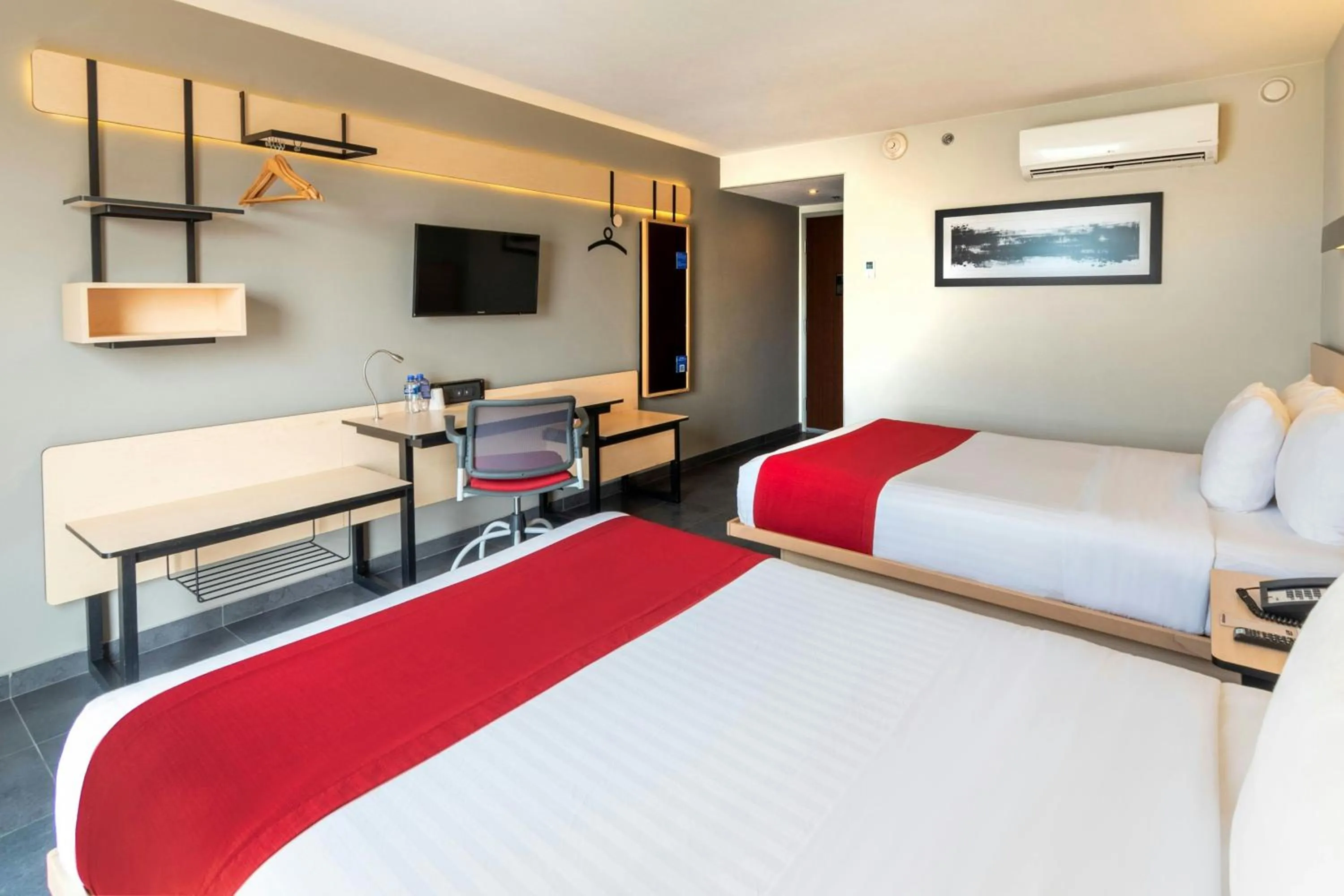 Bedroom, Bed in City Express by Marriott Tuxpan