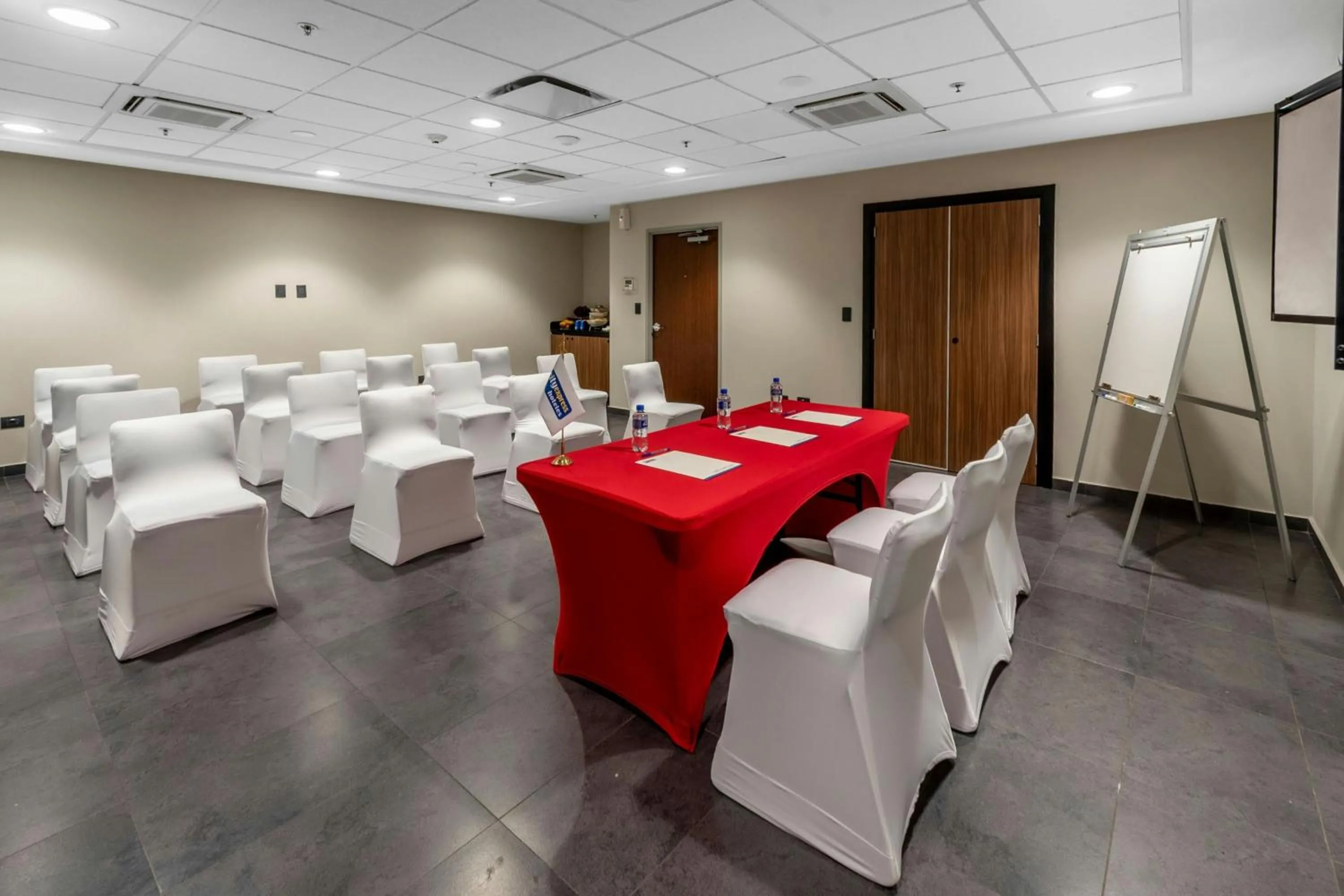 Meeting/conference room in City Express by Marriott Tuxpan