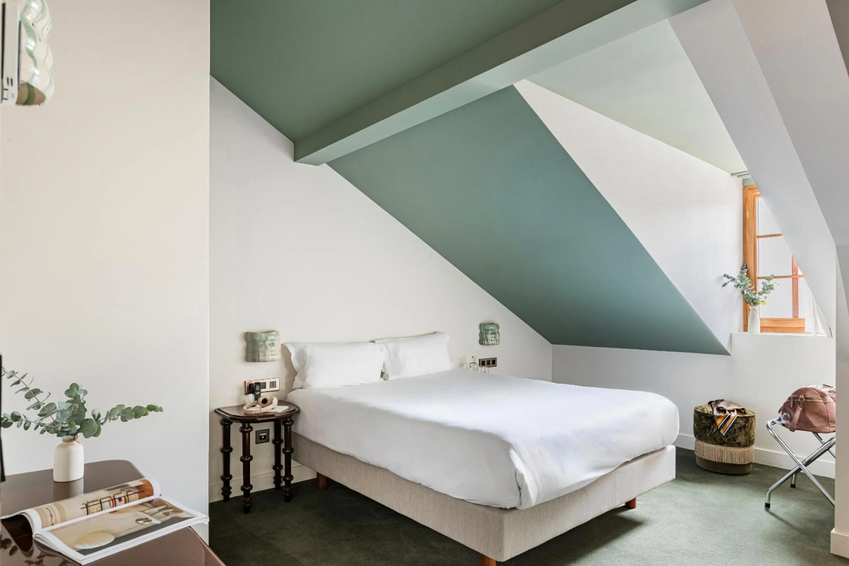 Bedroom, Bed in Hôtel La Cour du 6