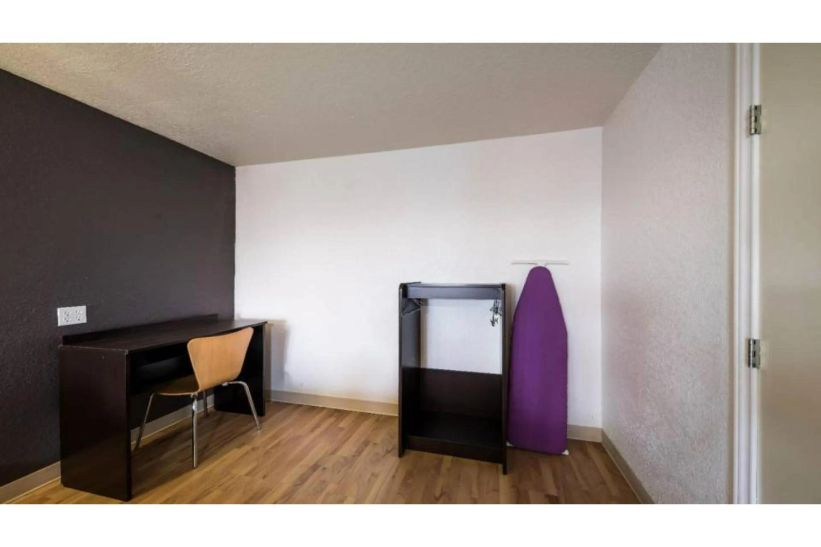 Area and facilities in Studio 6 Irving, TX - Irving DFW Airport East