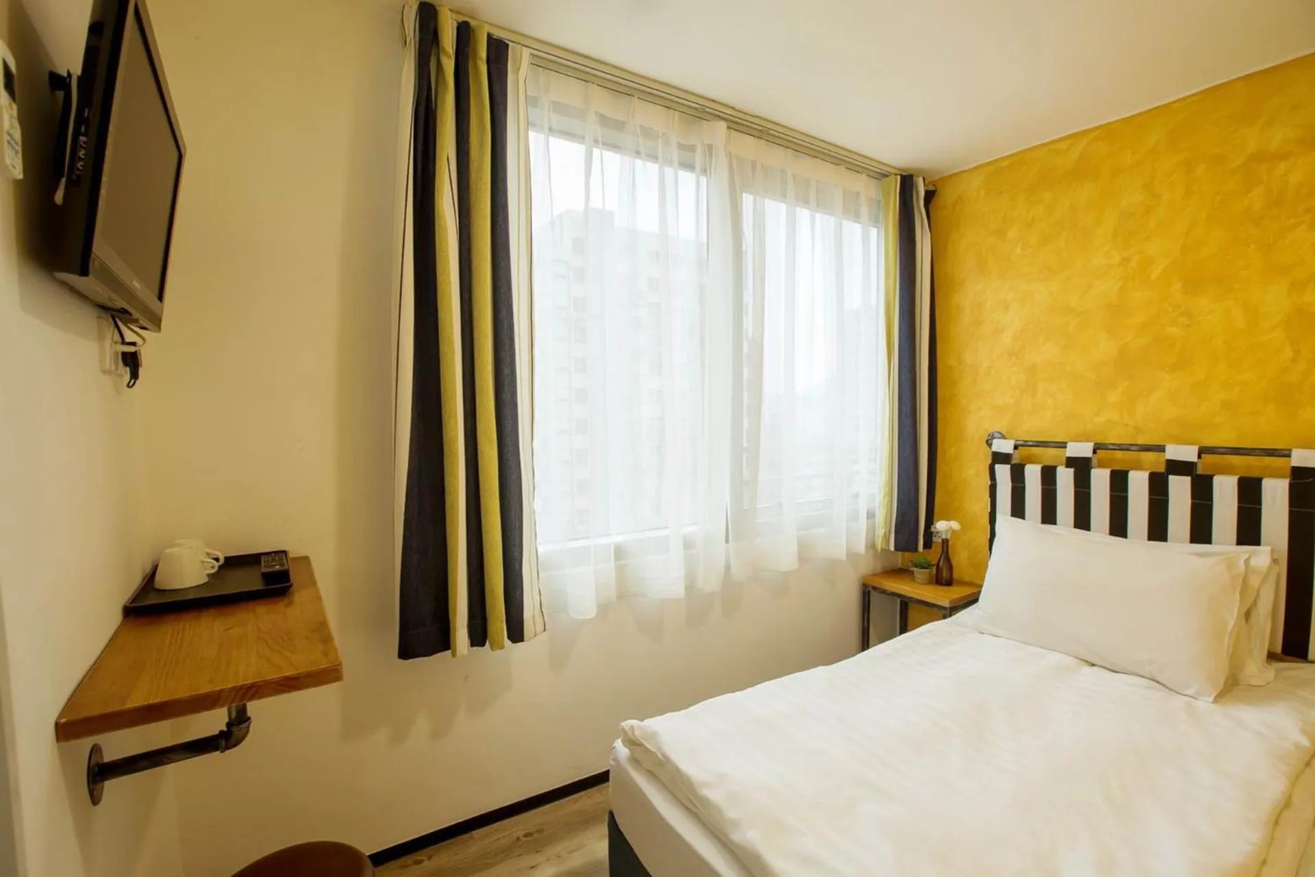 Photo of the whole room in Yesinn @YMT