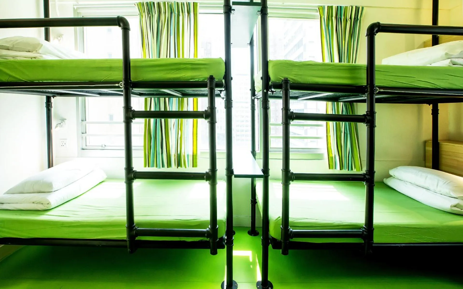 bunk bed in Yesinn @YMT