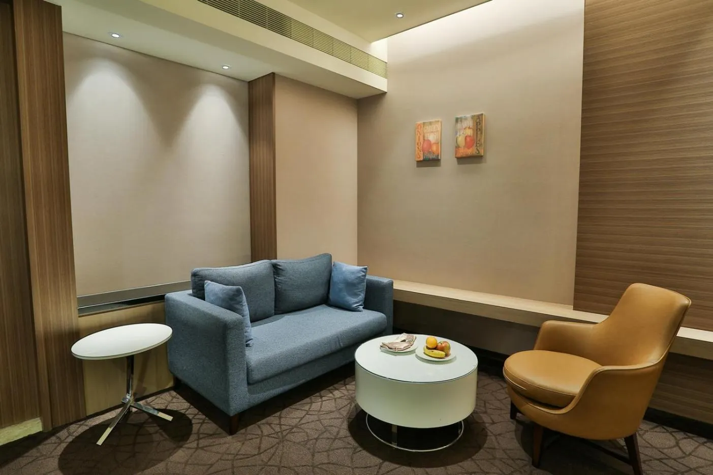 Seating area in Hotel Intrendy