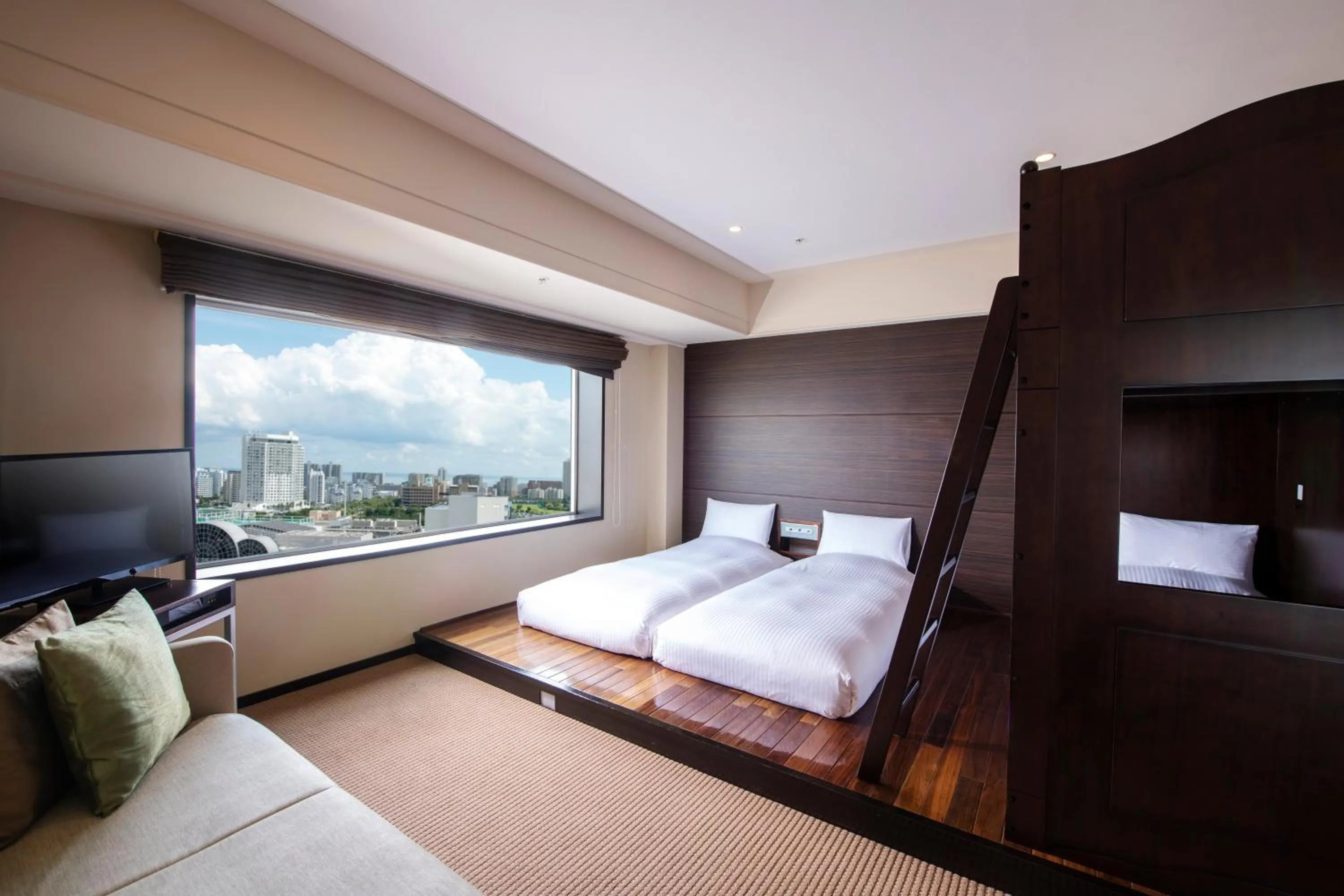 Photo of the whole room, Bed in Urayasu Brighton Hotel Tokyo Bay