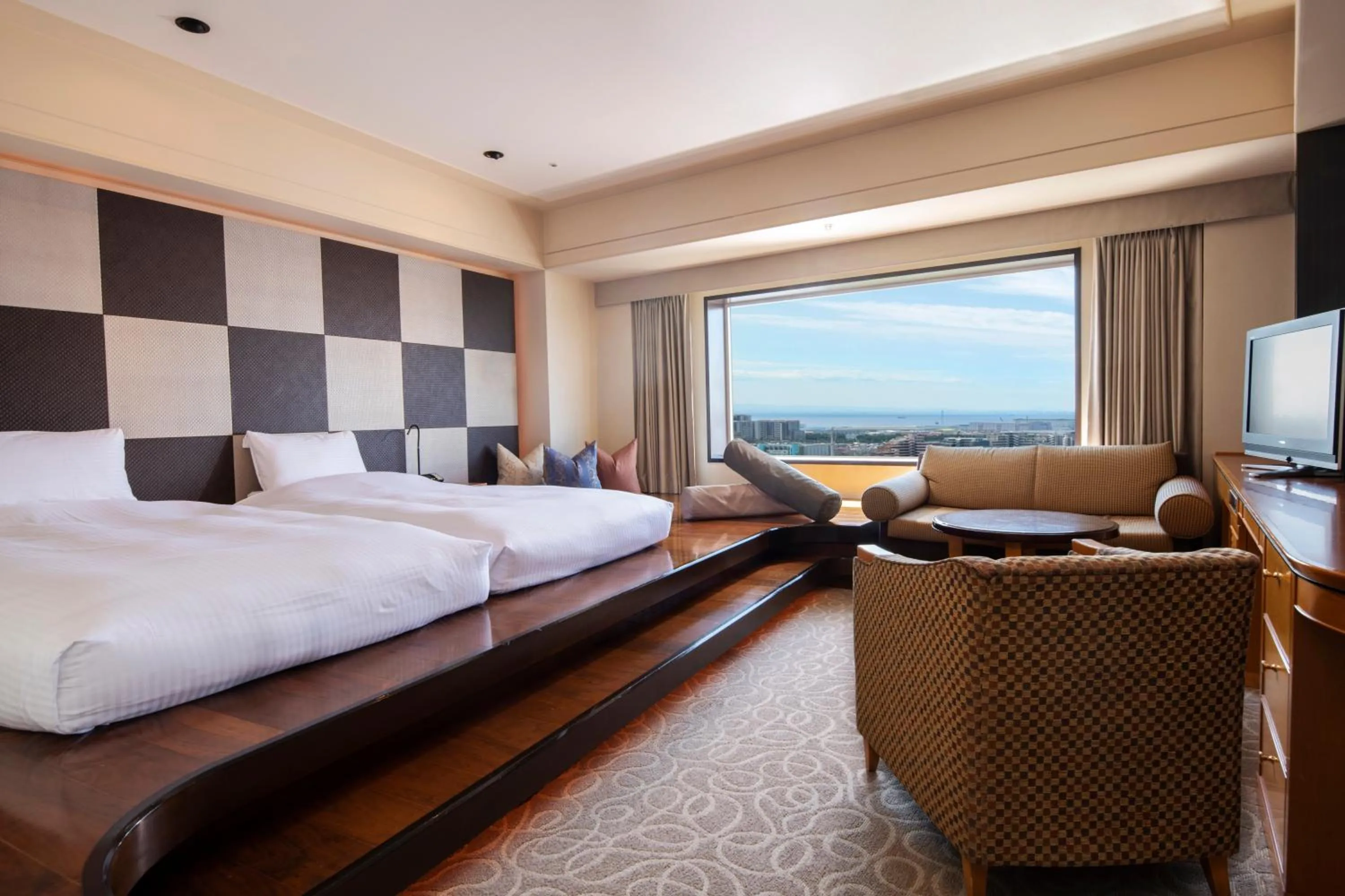 Photo of the whole room, Bed in Urayasu Brighton Hotel Tokyo Bay
