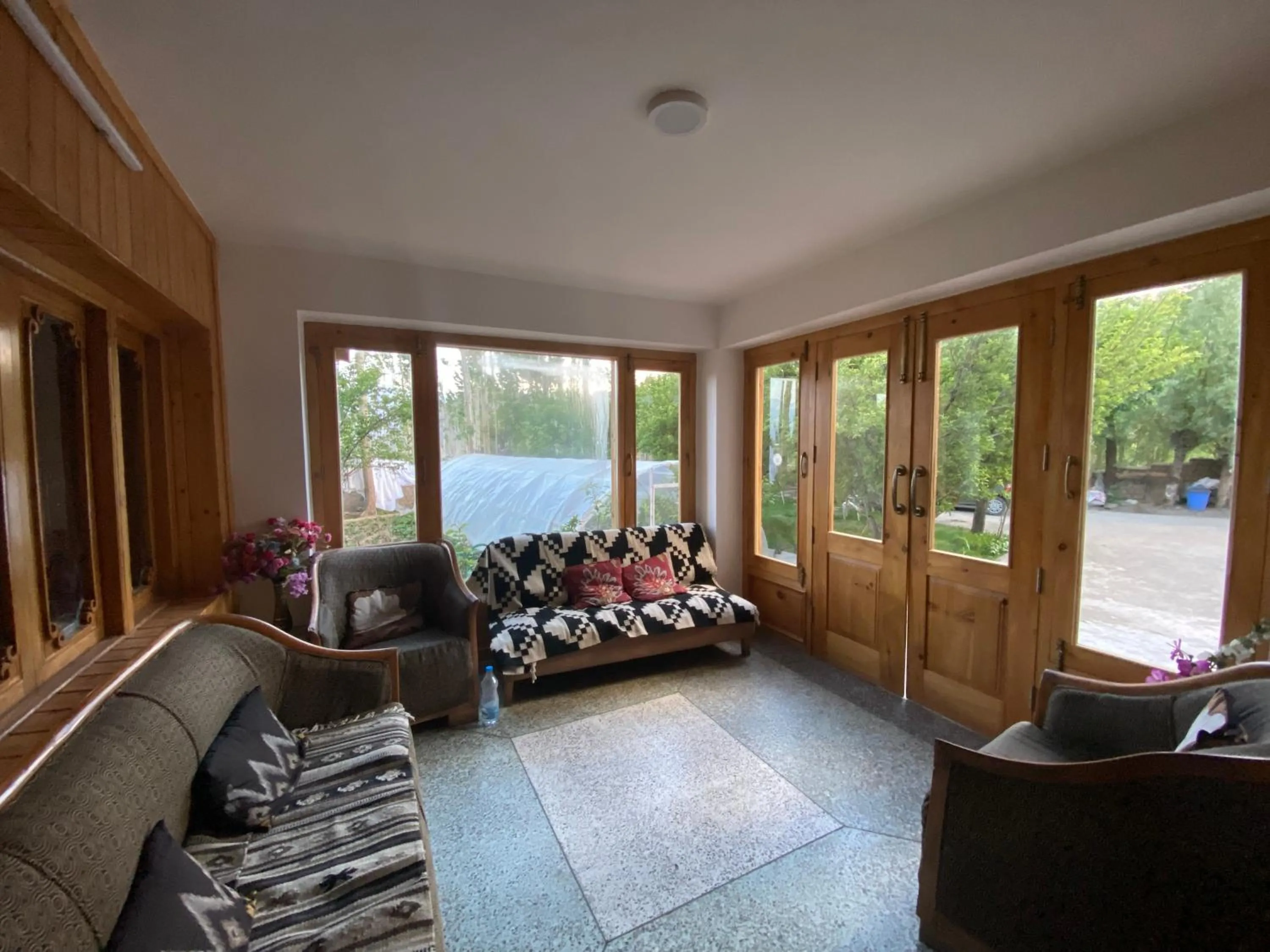 Facade/entrance in Sangto Green Guest House