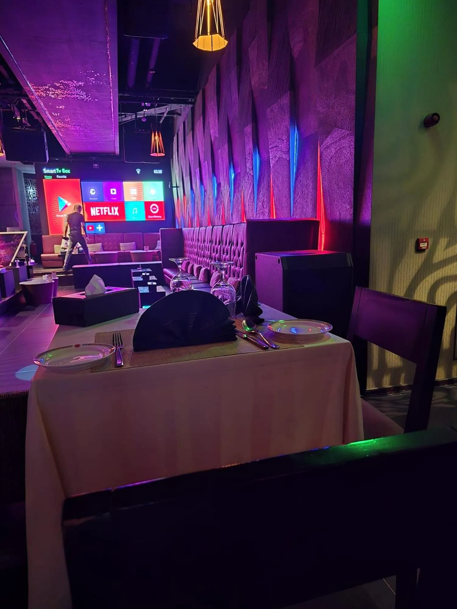 Restaurant/places to eat in Ramee Rose Hotel