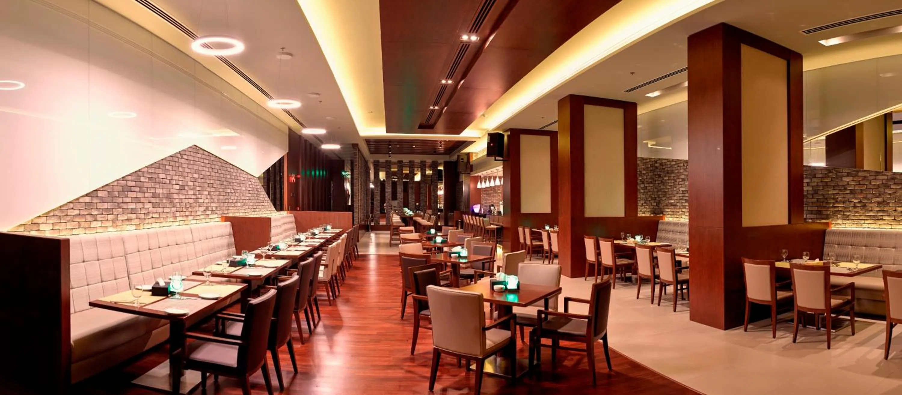 Evening entertainment in Ramee Rose Hotel