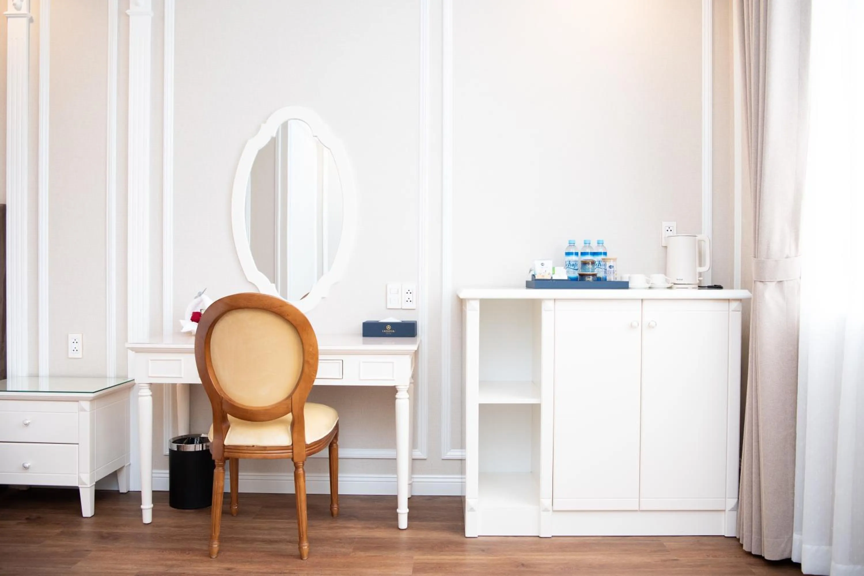 furniture in LaChateau