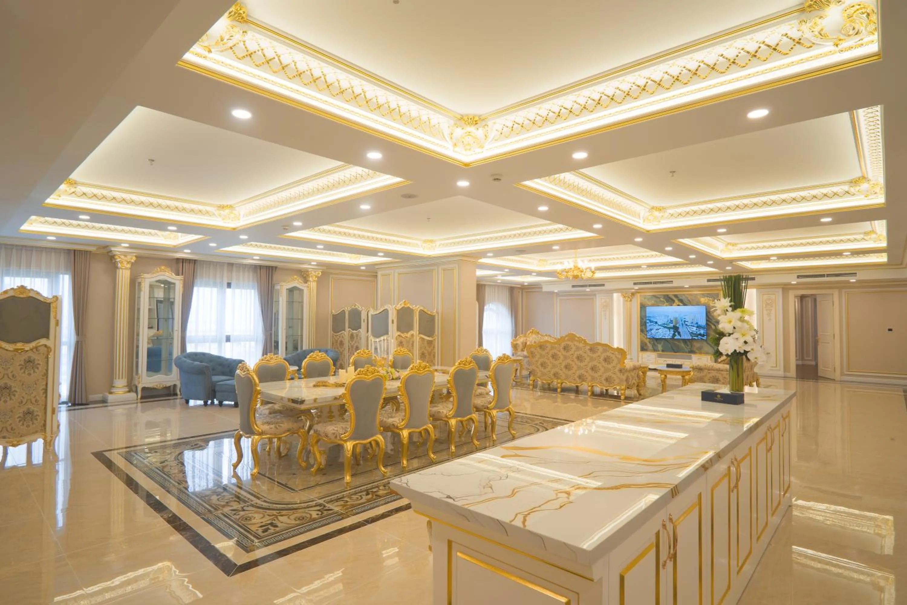 TV and multimedia in LaChateau