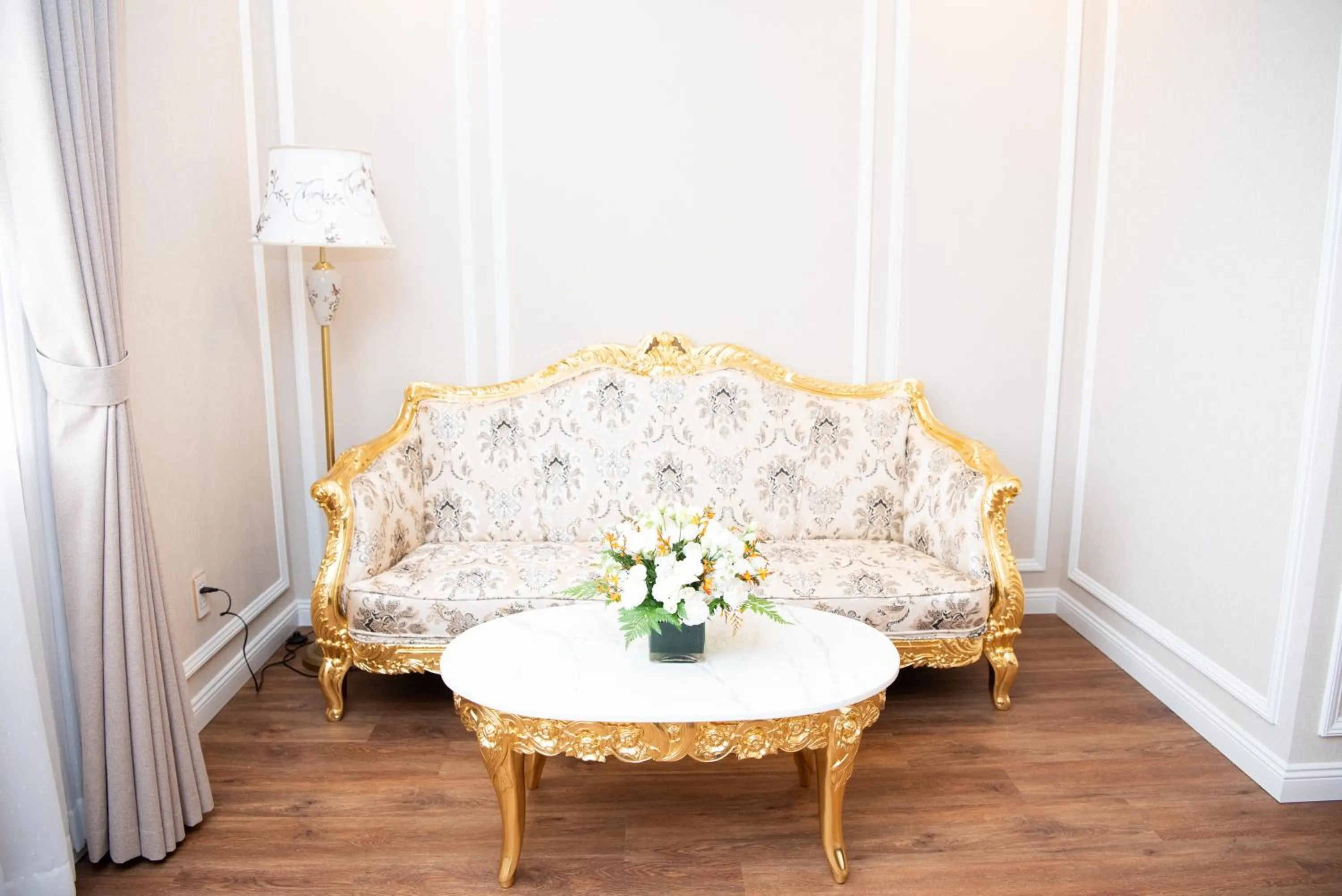 Living room in LaChateau