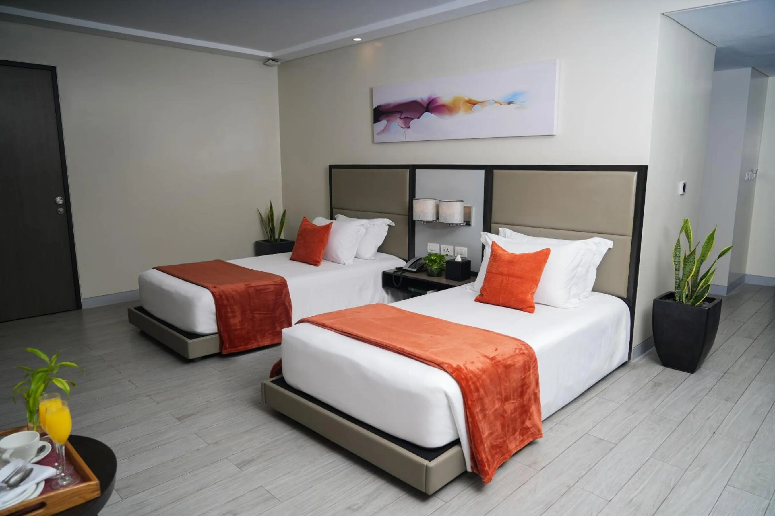 Bed in Stay Across NAIA Terminal 3 in Newport City