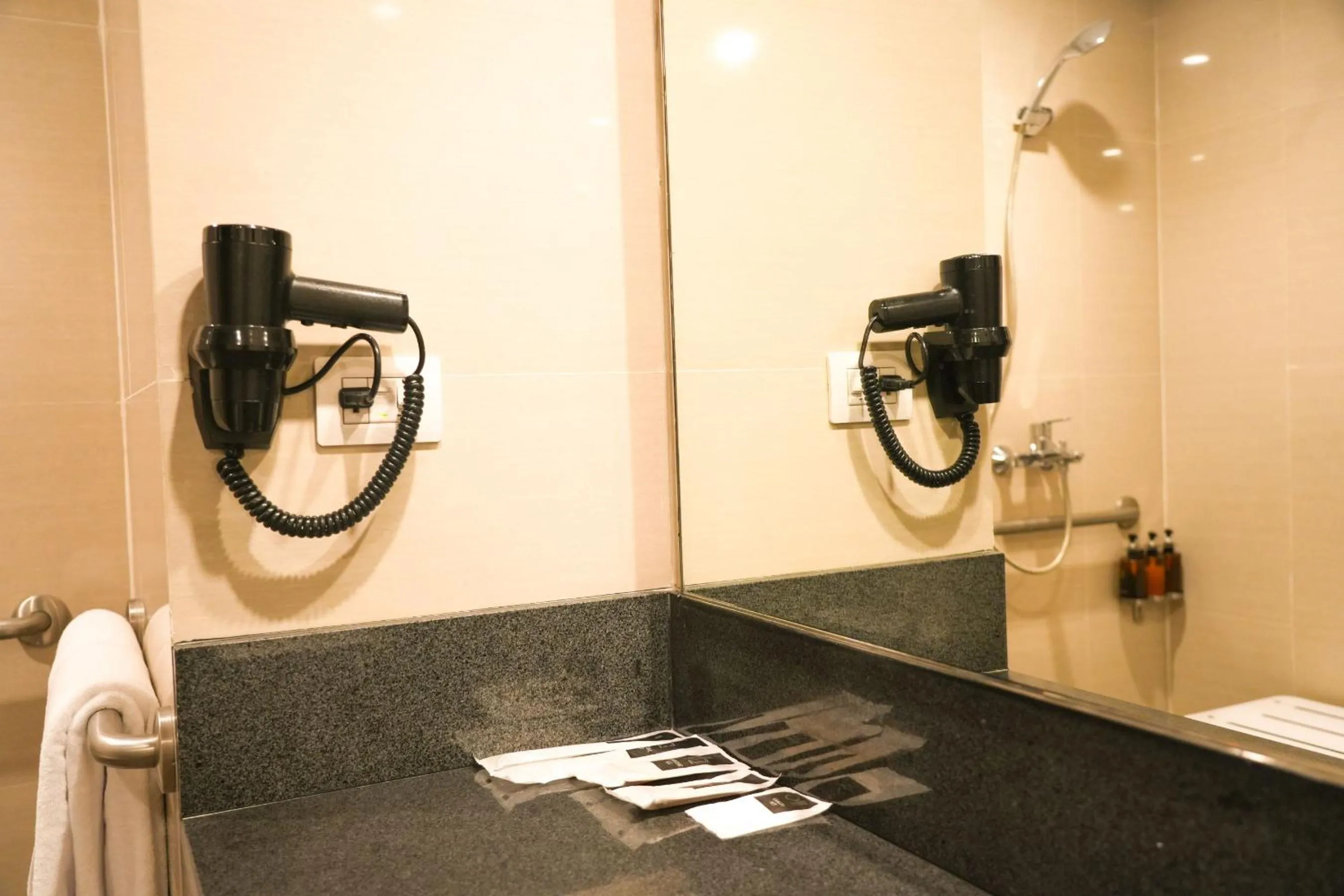 Bathroom in Stay Across NAIA Terminal 3 in Newport City