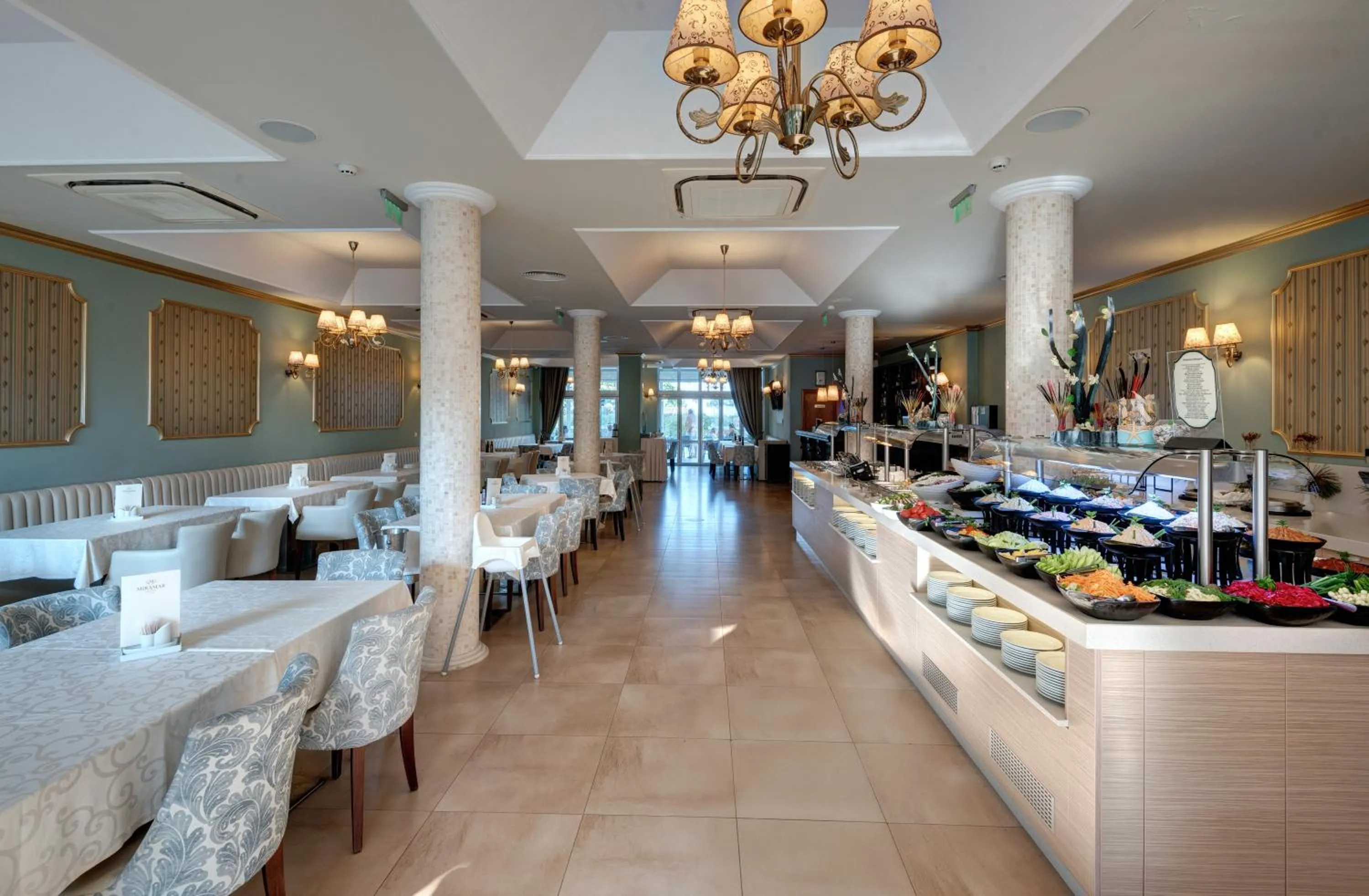 Restaurant/places to eat in Hotel Miramar Sozopol