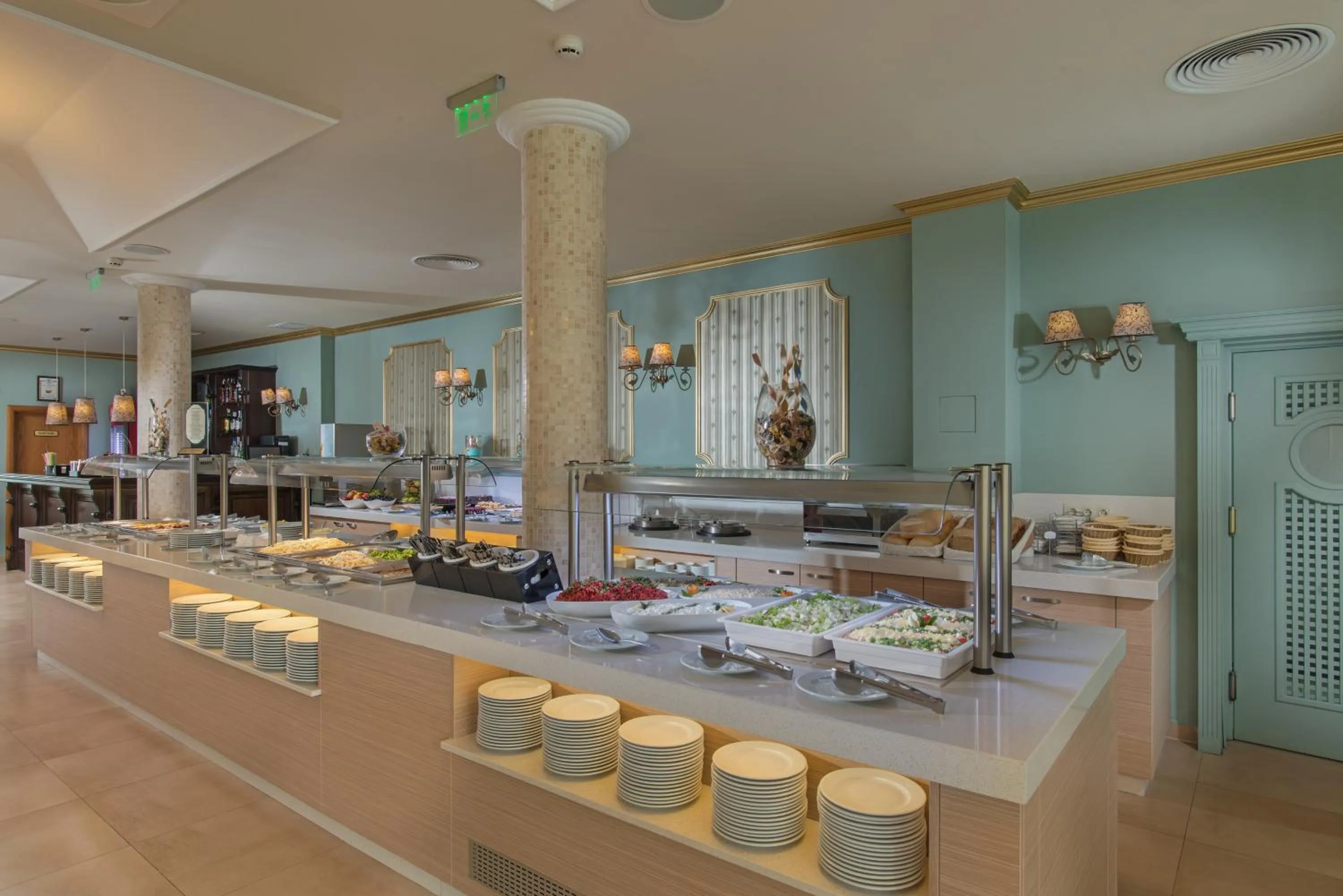 Restaurant/places to eat in Hotel Miramar Sozopol