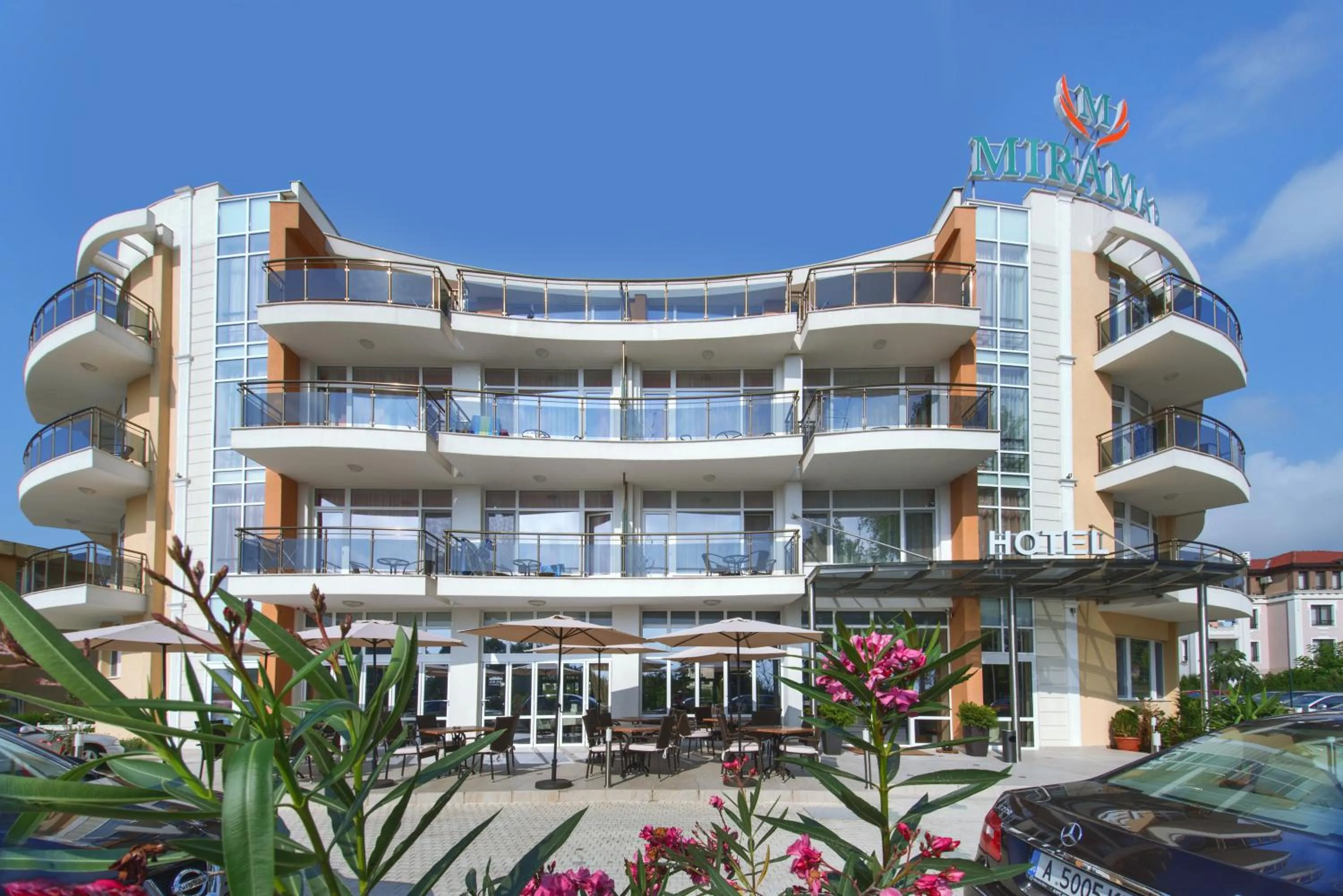 Facade/entrance in Hotel Miramar Sozopol