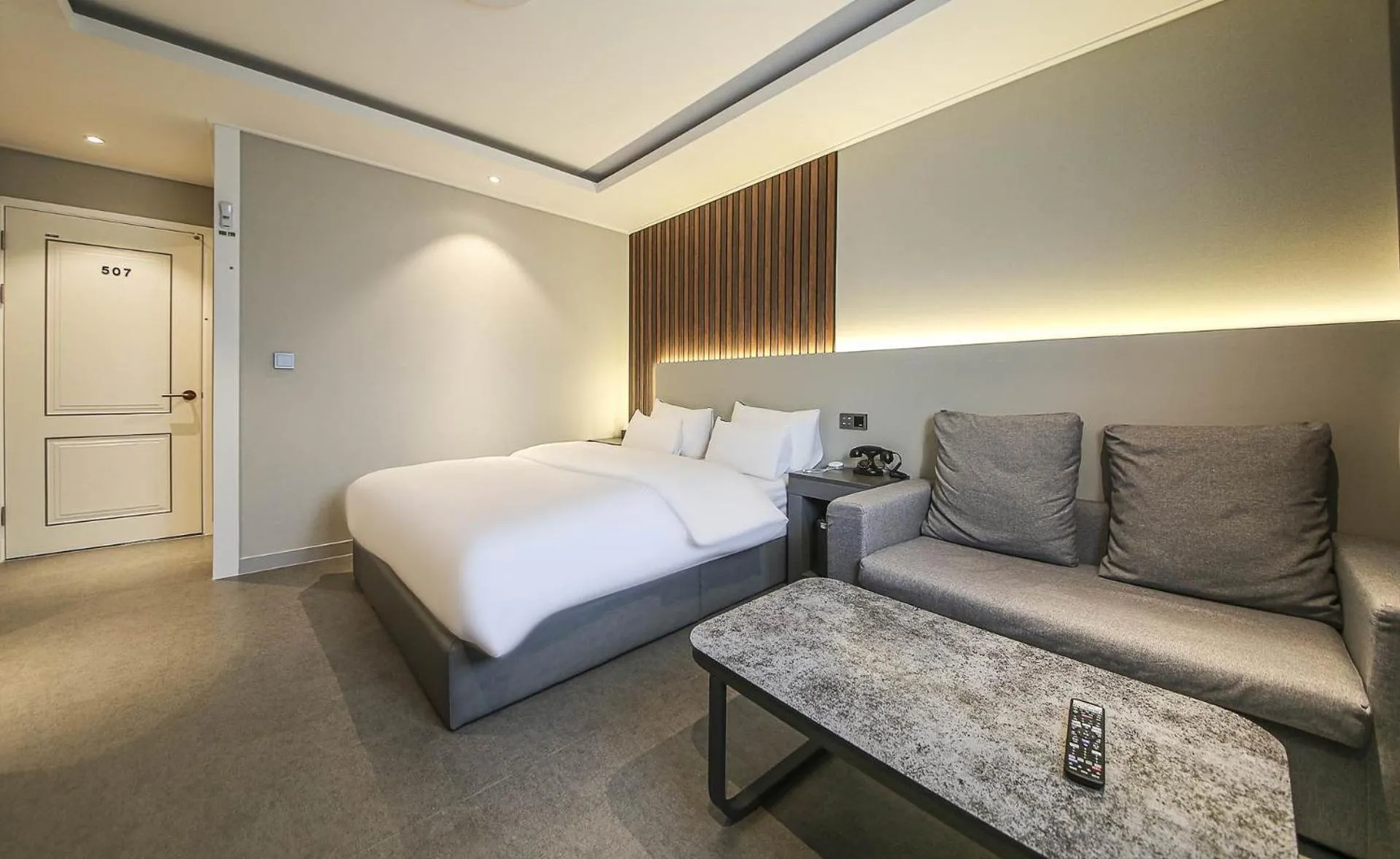 Bed in Chungju Browndot Cityhall