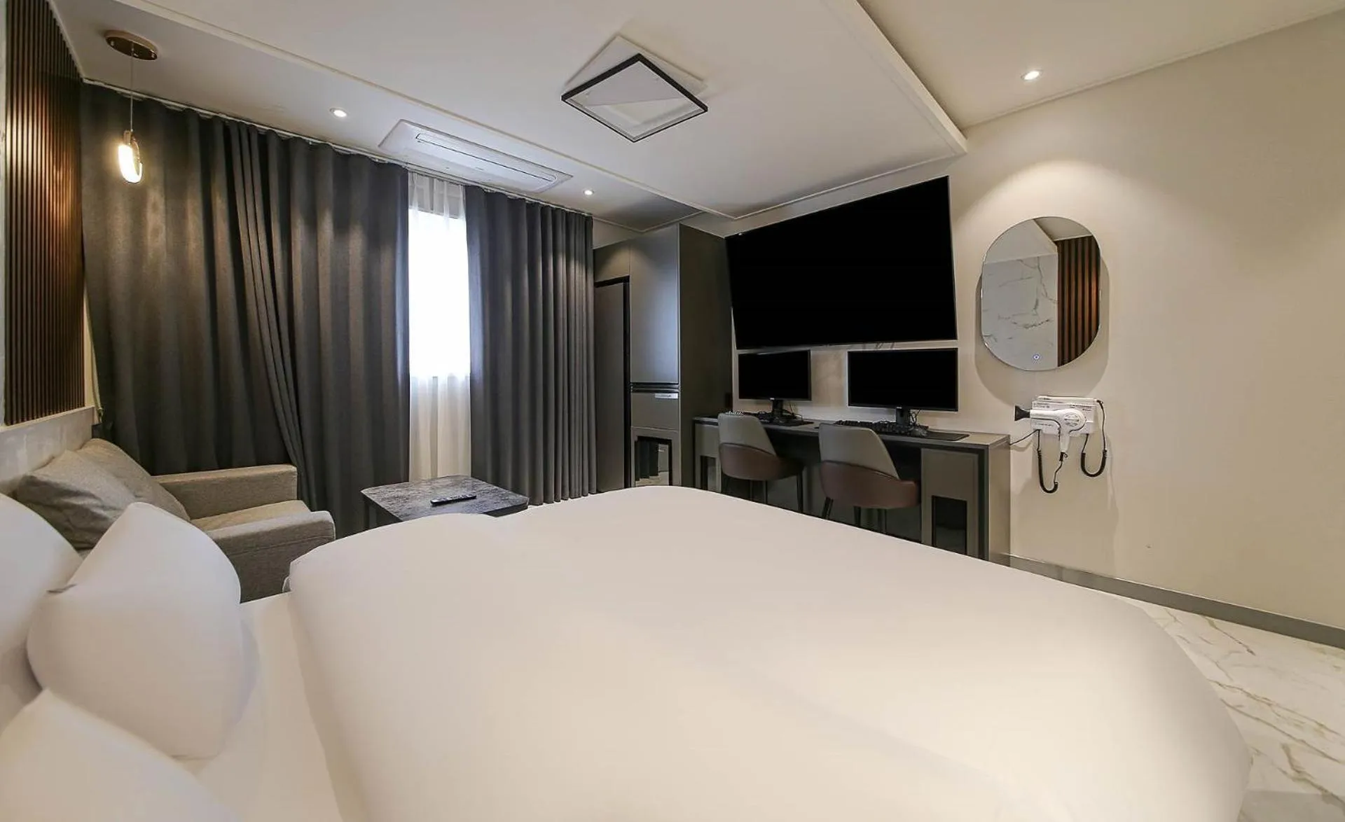 Bed in Chungju Browndot Cityhall