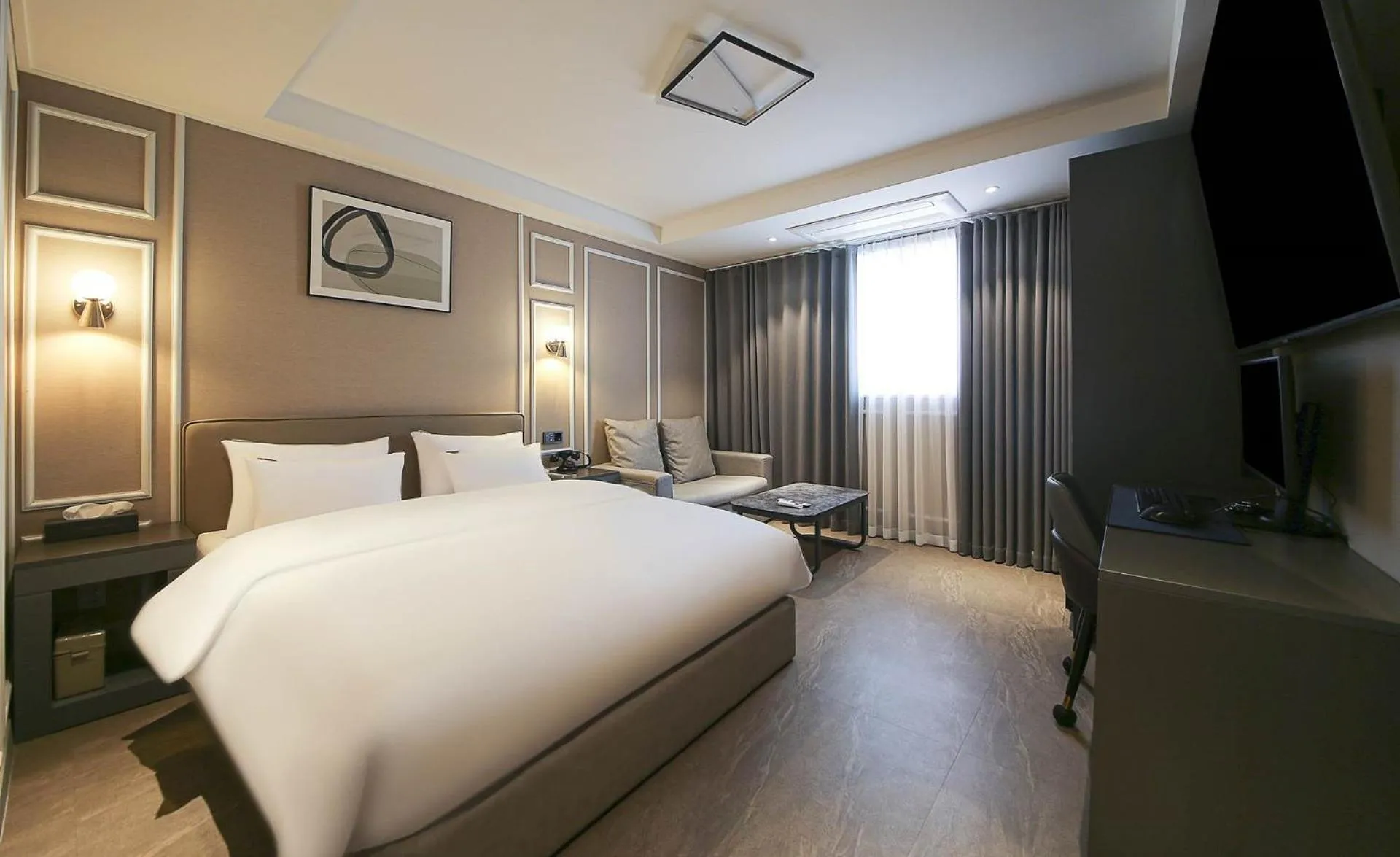 Bed in Chungju Browndot Cityhall