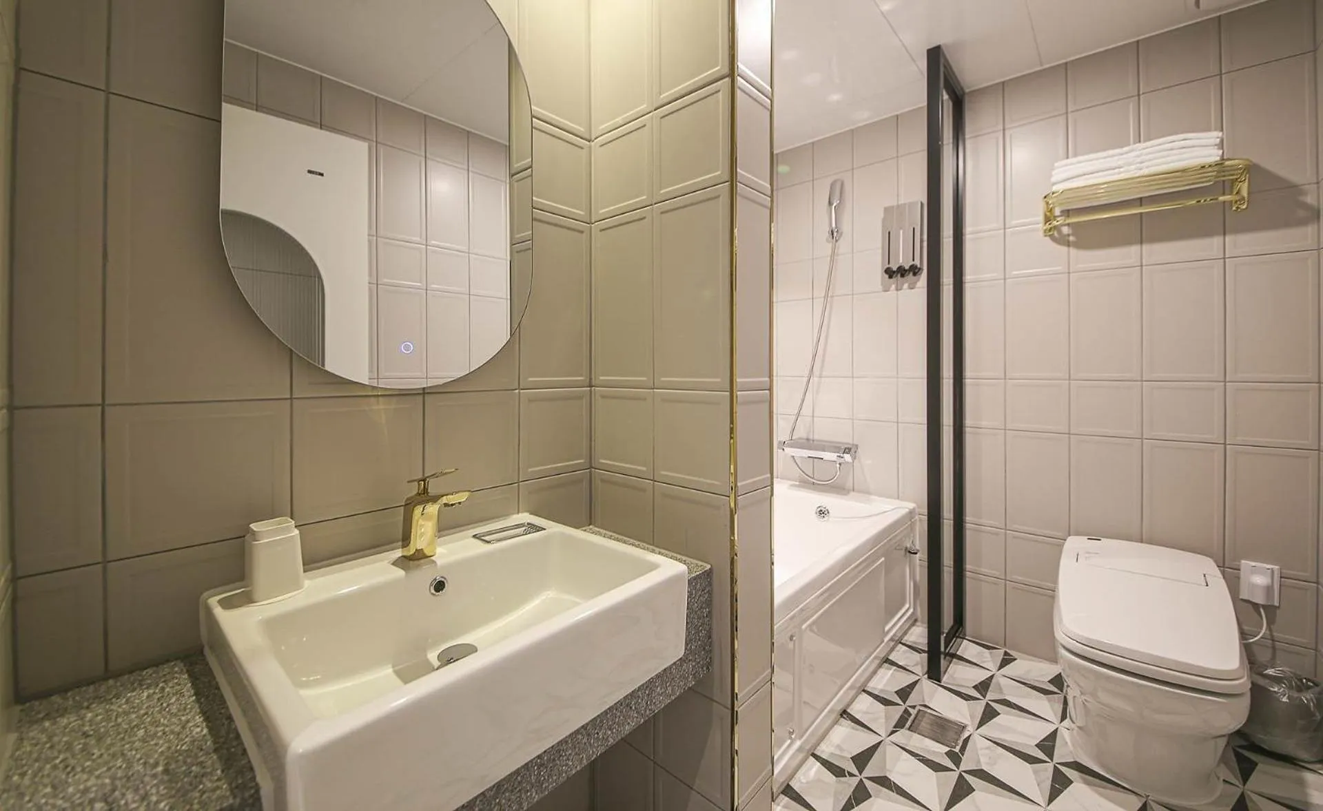 Toilet in Chungju Browndot Cityhall