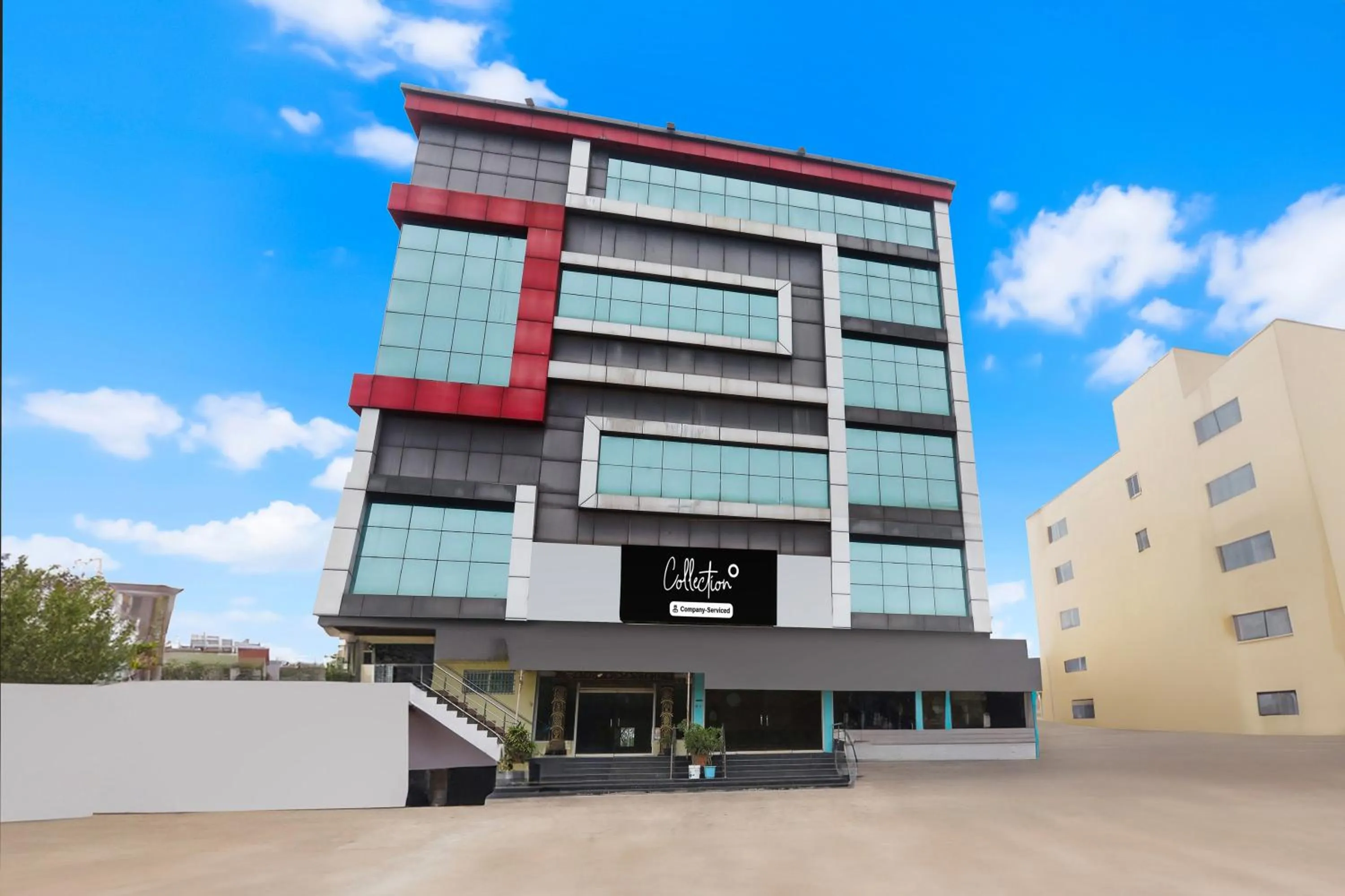 Facade/entrance in Super Collection O Nellore Subbareddy Government Hospital Formerly Hotel Rama Royal