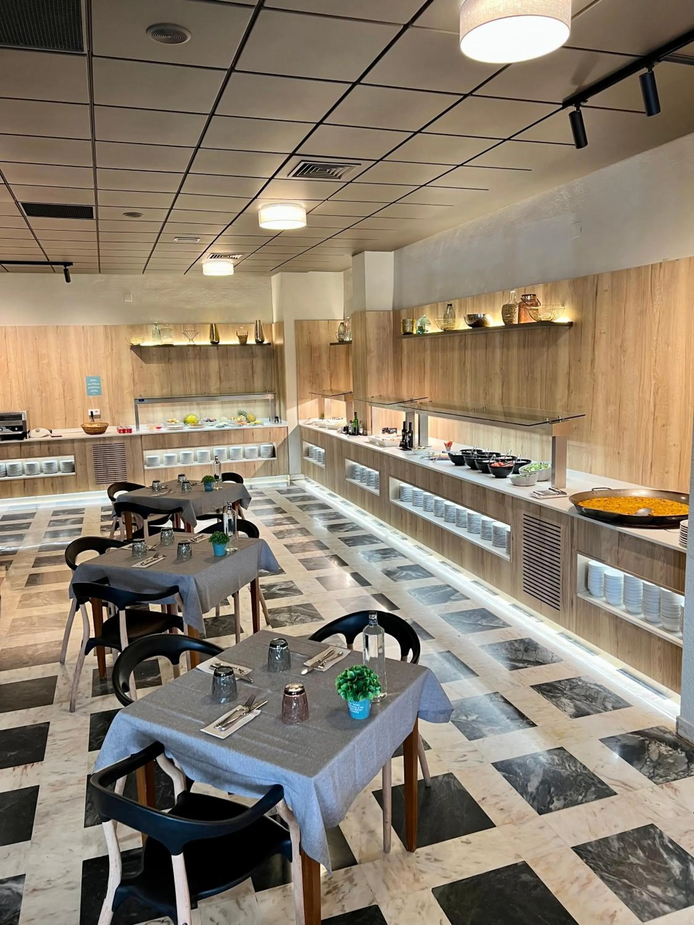 Restaurant/places to eat in Hotel Turia Valencia