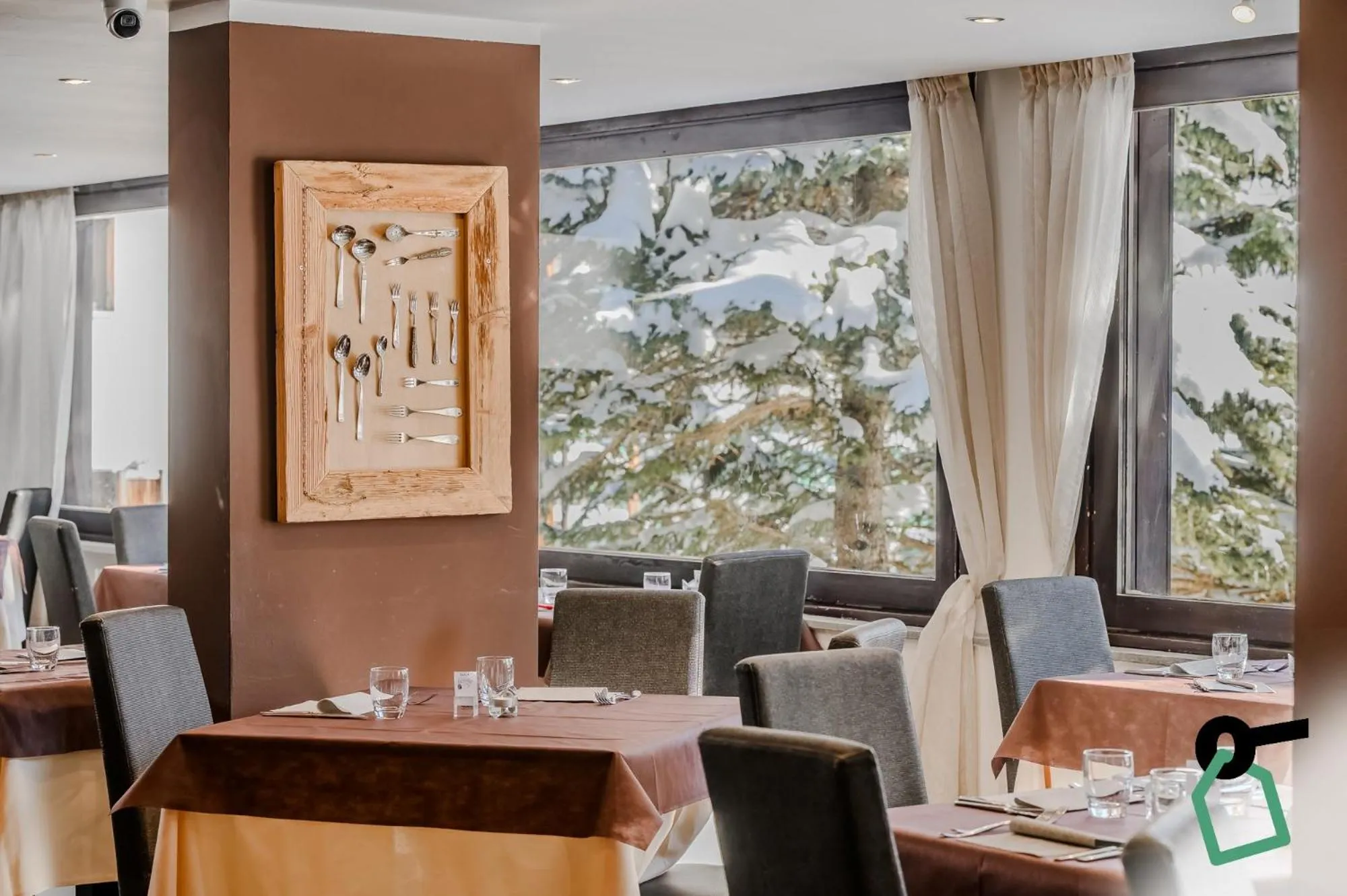 Restaurant/places to eat in Hotiday Sestriere Ski Run
