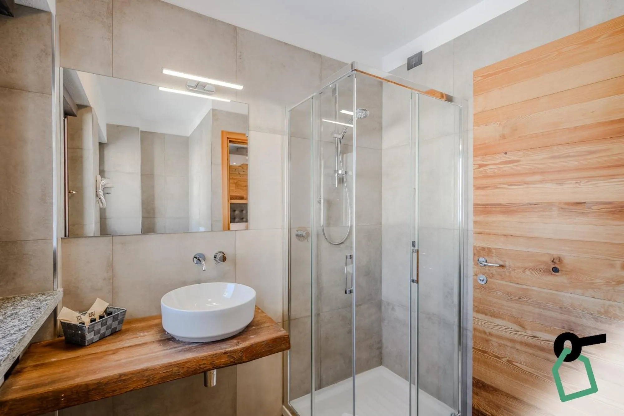 Bathroom in Hotiday Sestriere Ski Run