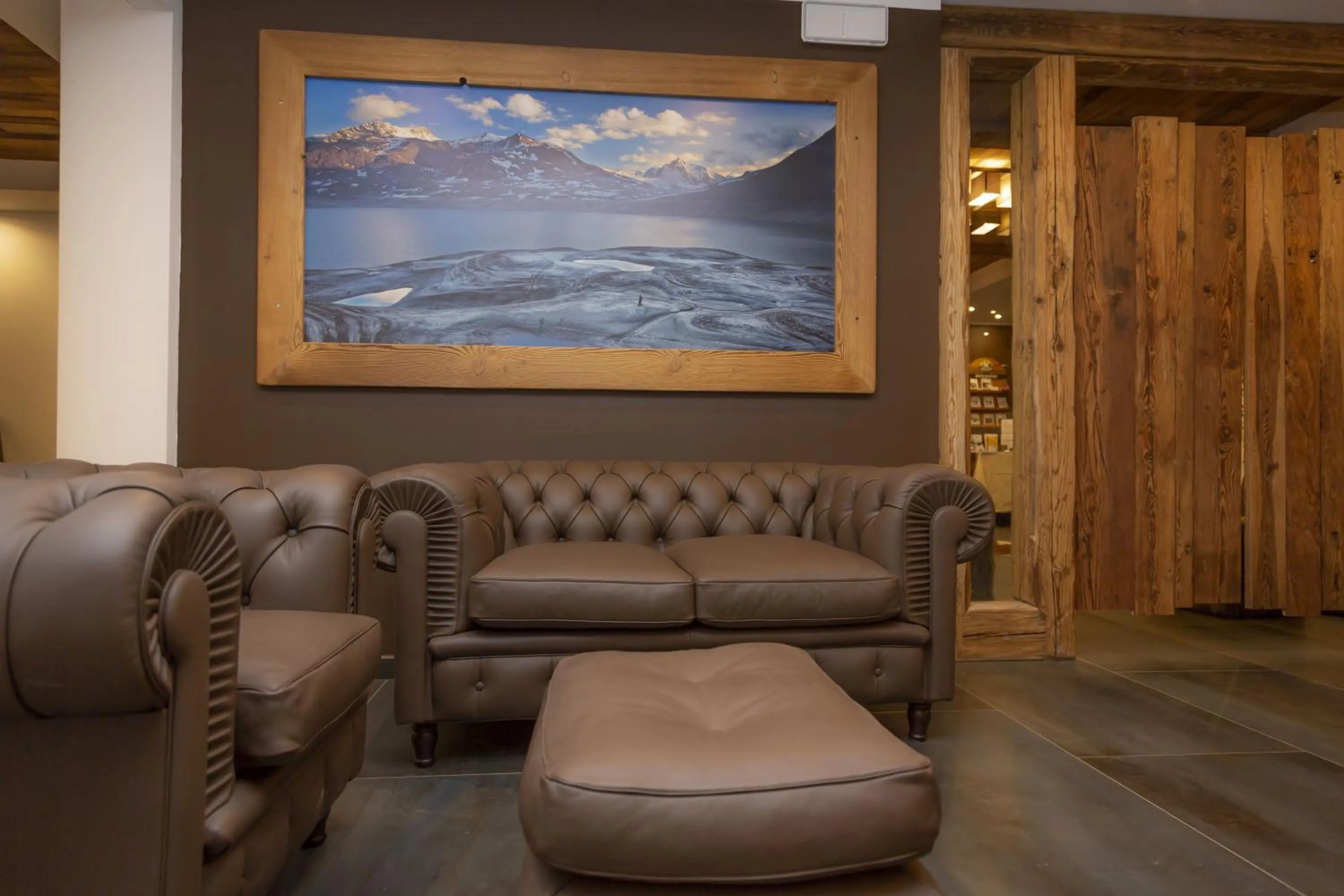 Lobby or reception in Hotiday Sestriere Ski Run