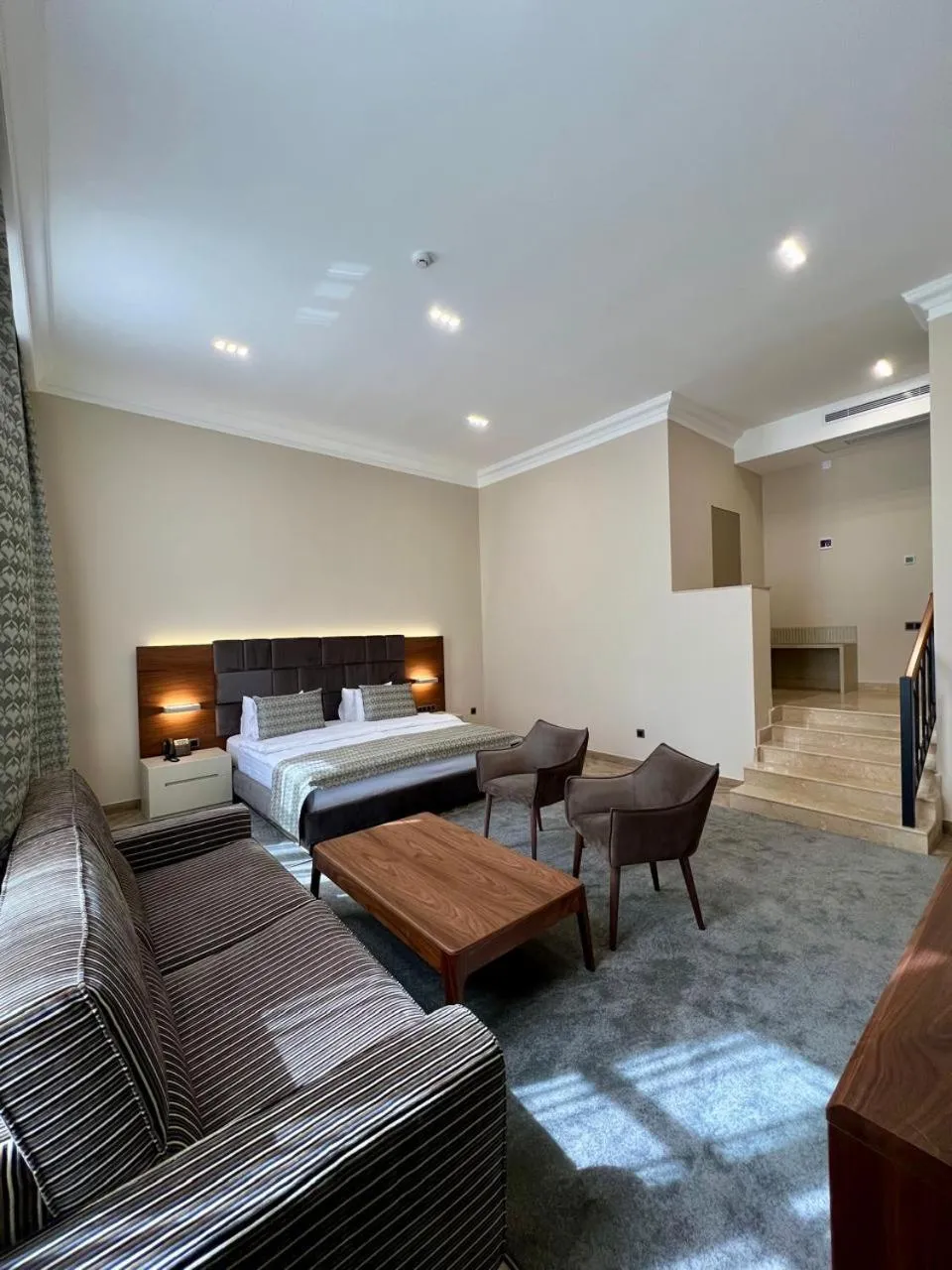 Photo of the whole room, Bed in Plaza Viktoria Hotel Yerevan