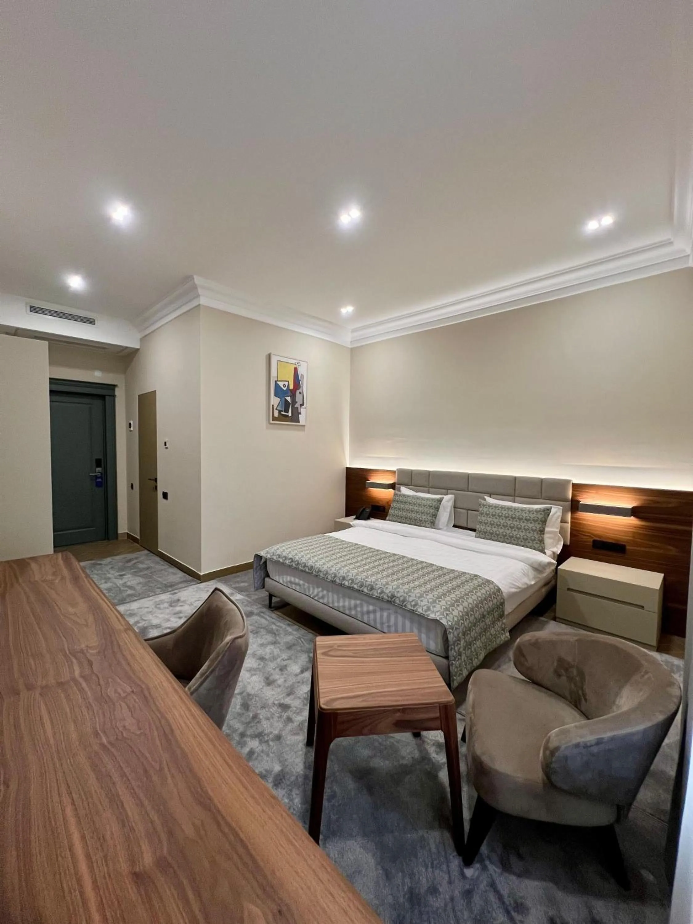 Bedroom, Bed in Plaza Viktoria Hotel Yerevan